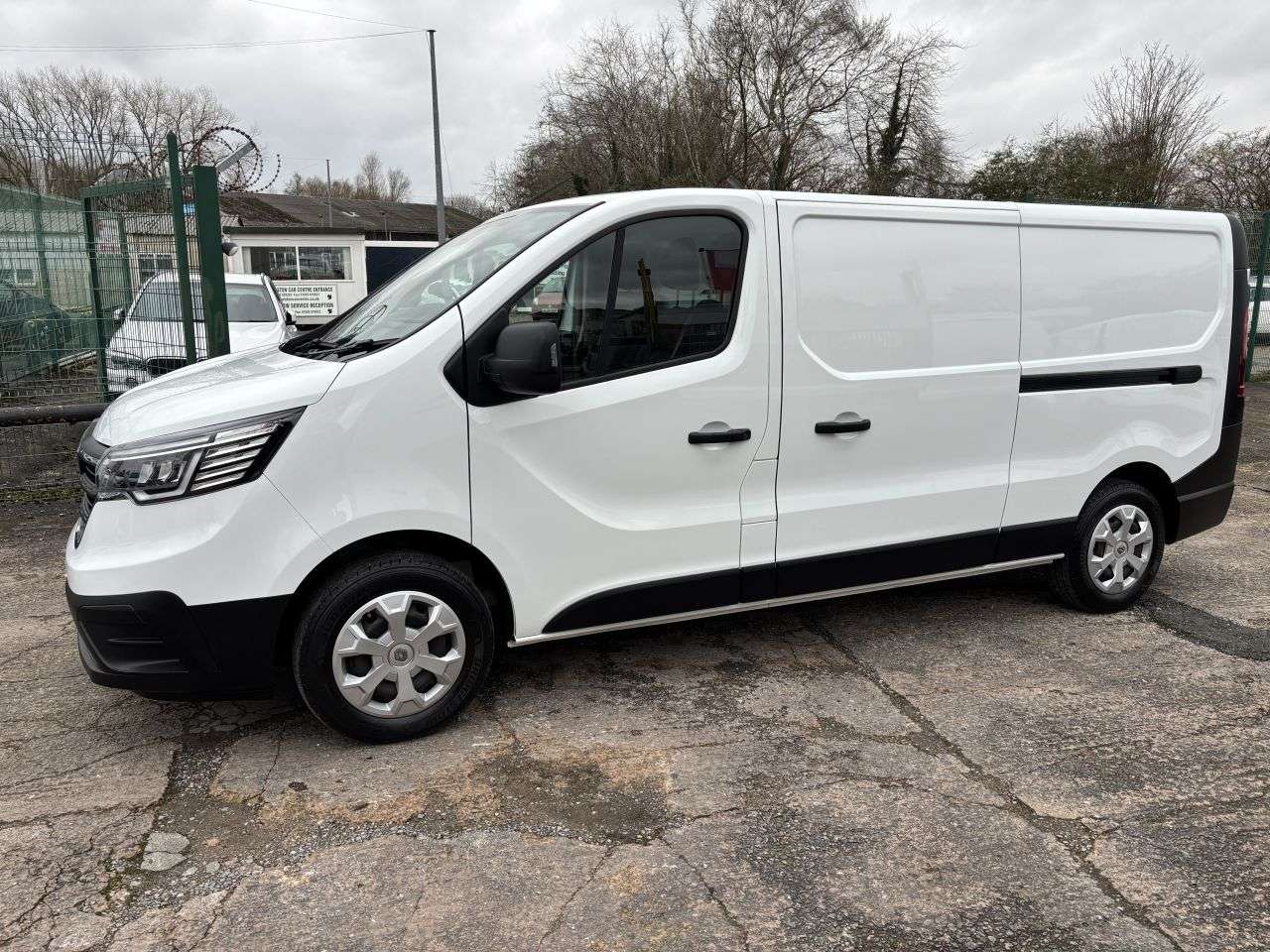 2022 RENAULT TRAFIC 2022 RENAULT TRAFIC