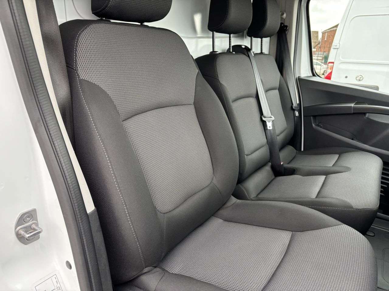 2022 RENAULT TRAFIC 2022 RENAULT TRAFIC