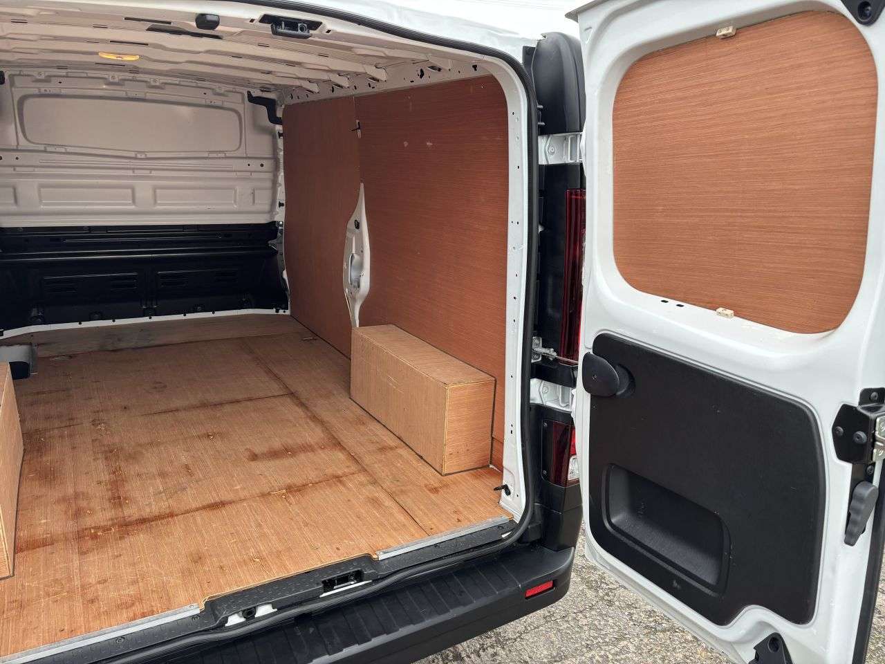 2022 RENAULT TRAFIC 2022 RENAULT TRAFIC