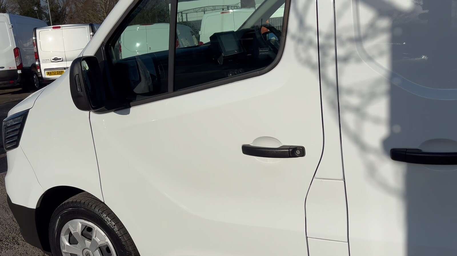 2024 RENAULT TRAFIC 2024 RENAULT TRAFIC