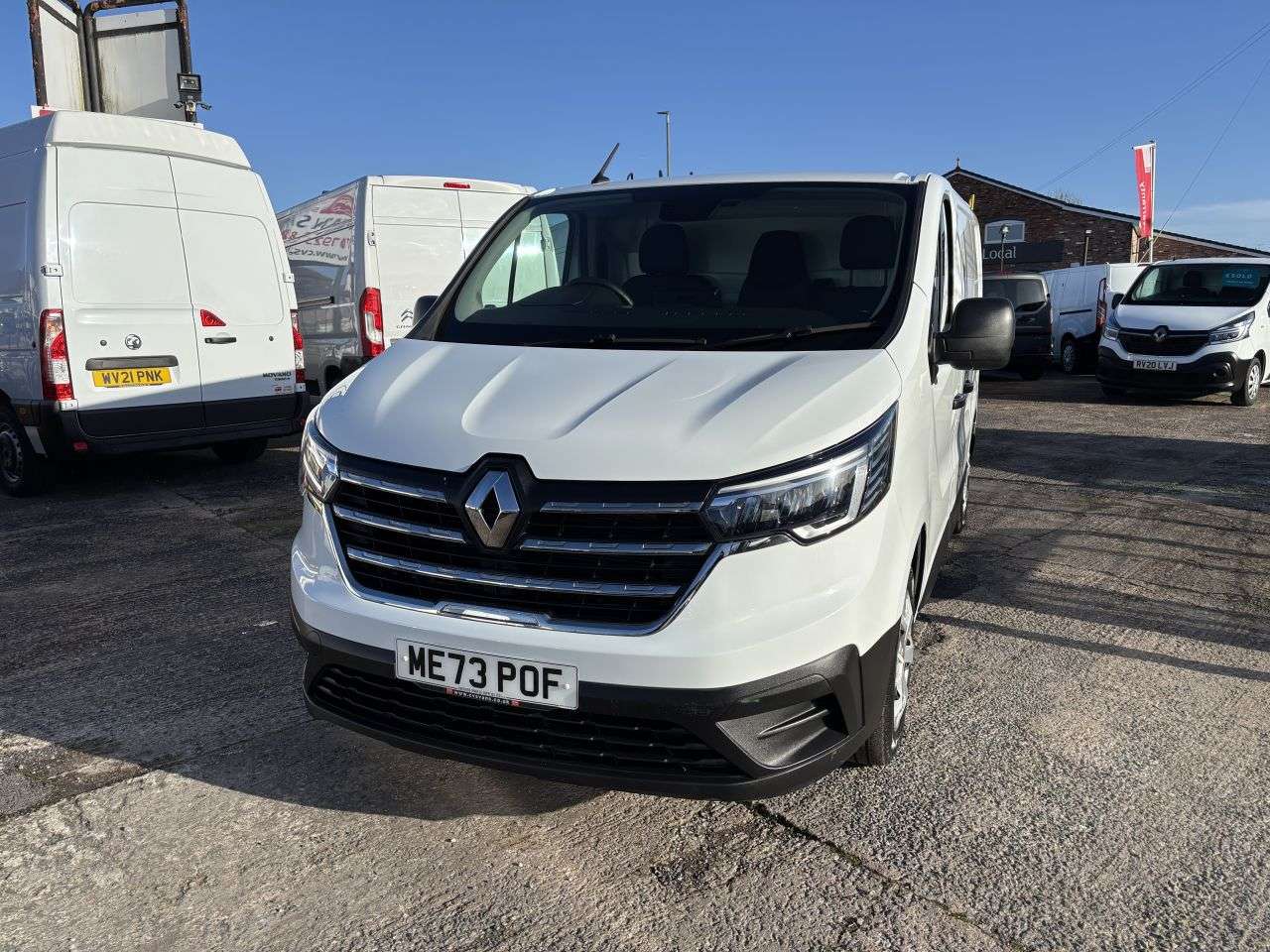 2024 RENAULT TRAFIC 2024 RENAULT TRAFIC