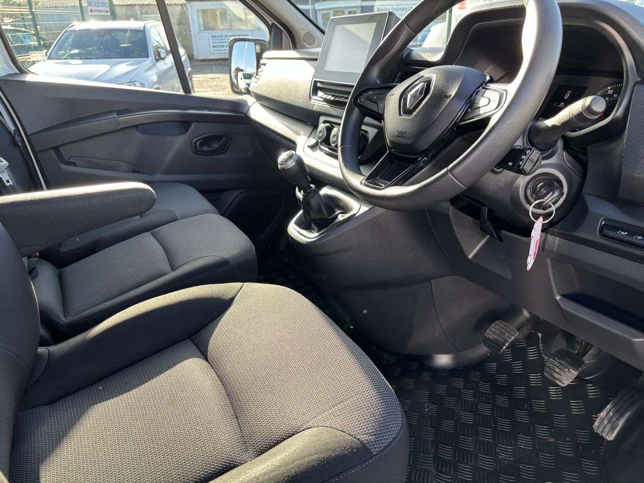 2024 RENAULT TRAFIC 2024 RENAULT TRAFIC