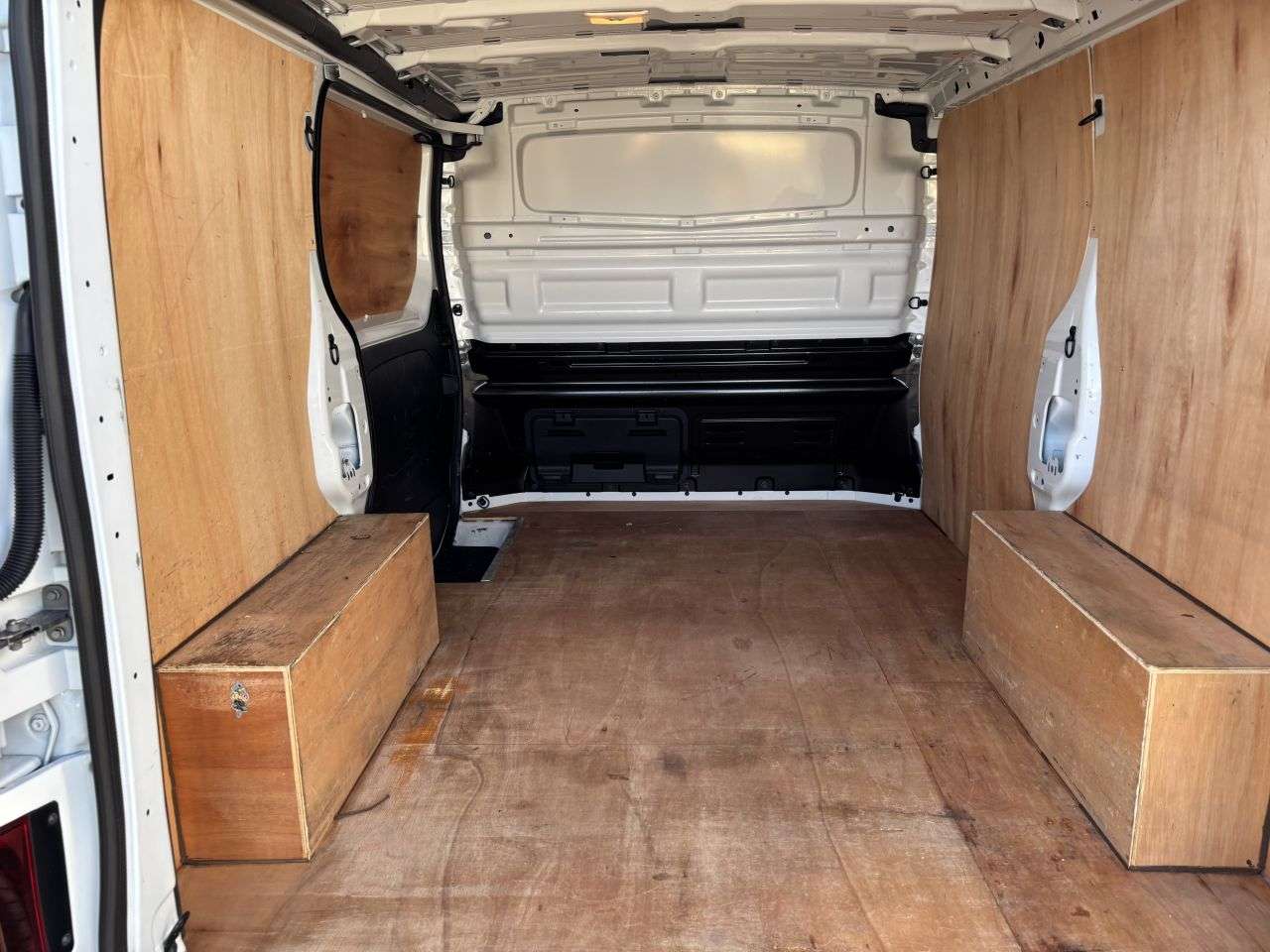 2024 RENAULT TRAFIC 2024 RENAULT TRAFIC