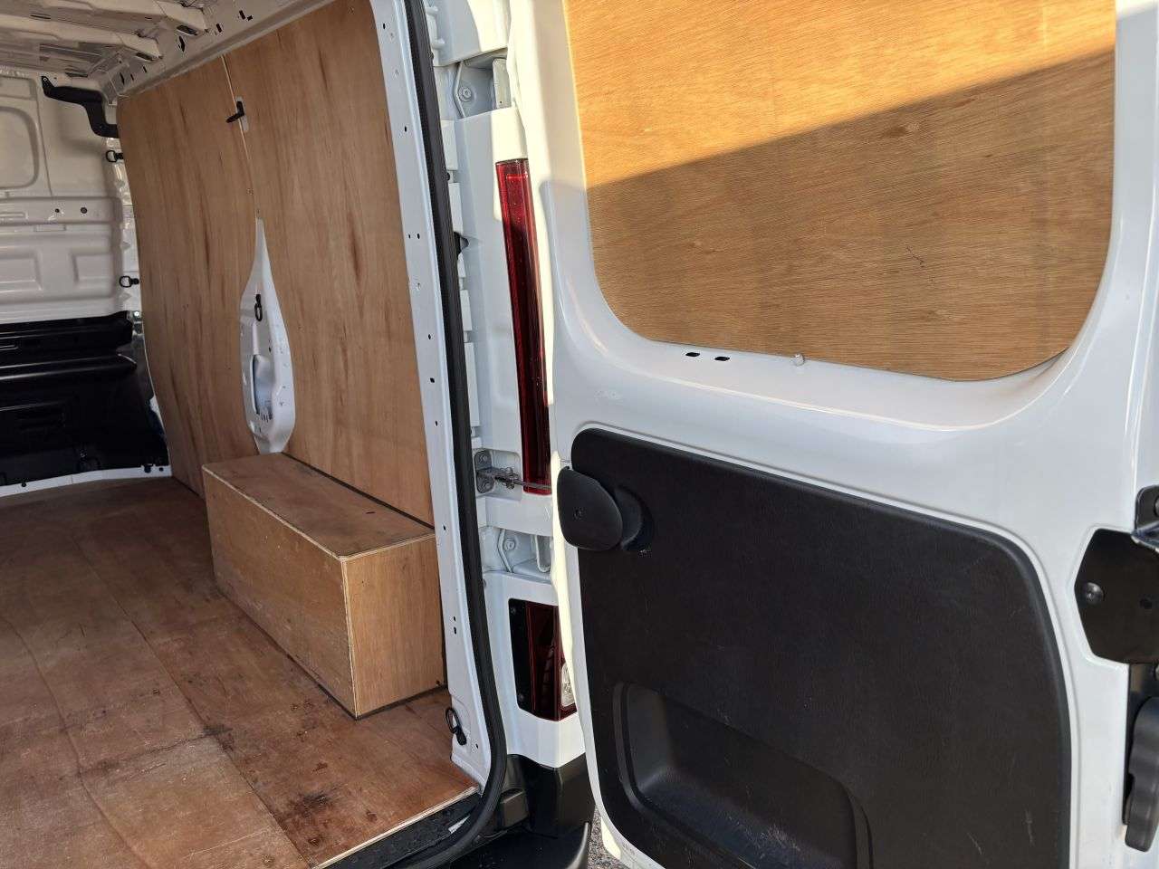 2024 RENAULT TRAFIC 2024 RENAULT TRAFIC