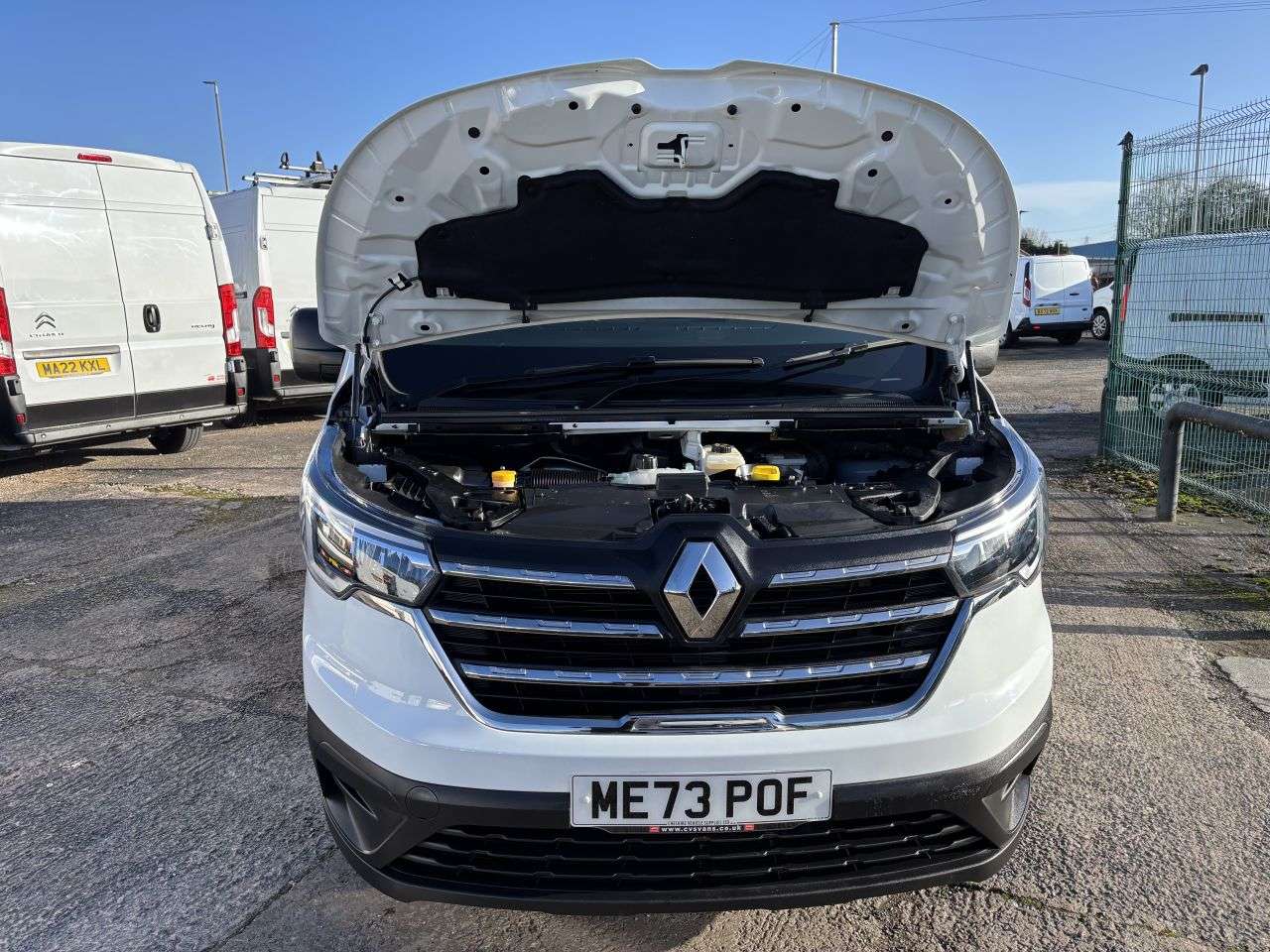2024 RENAULT TRAFIC 2024 RENAULT TRAFIC