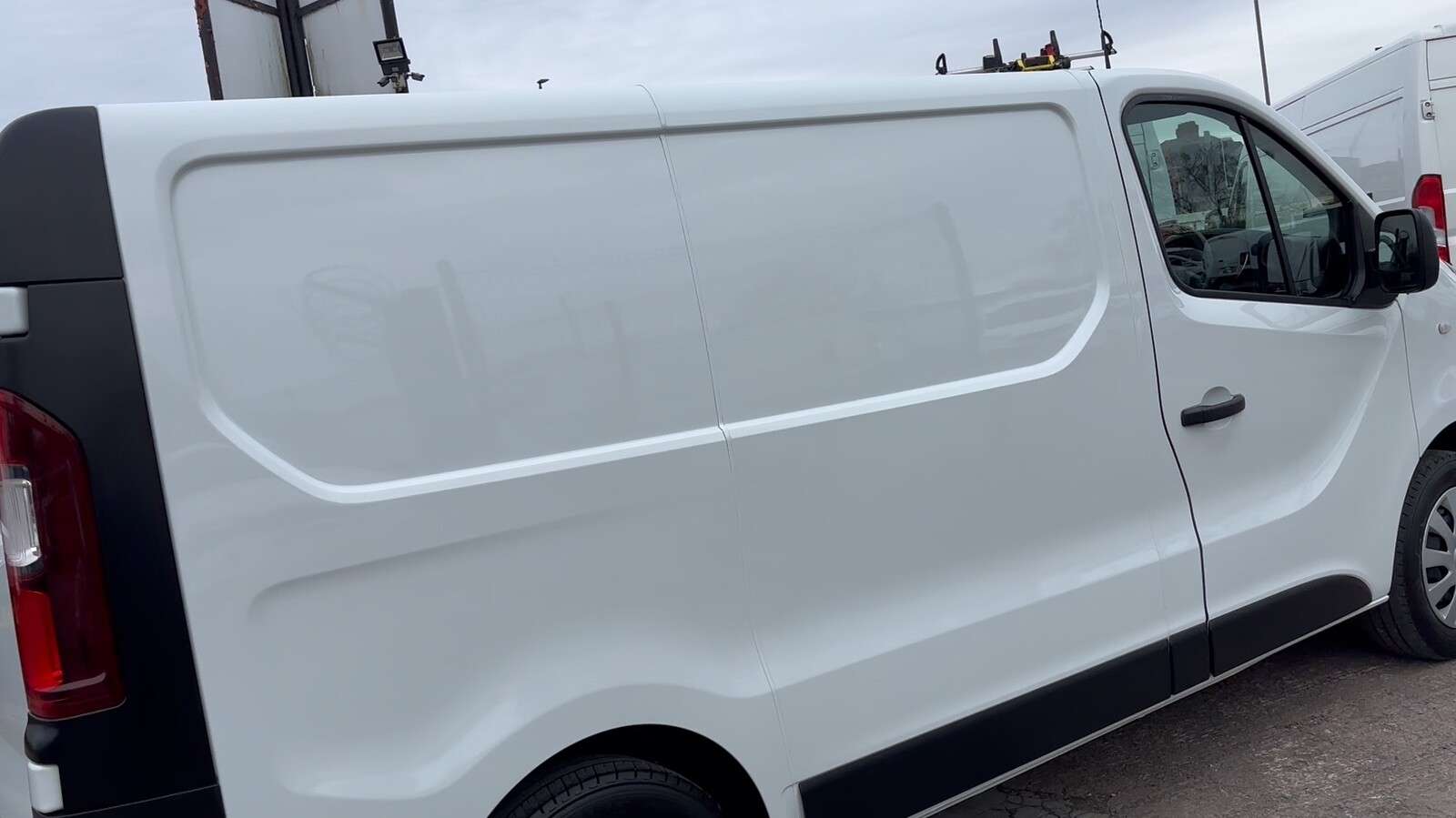 2021 RENAULT TRAFIC 2021 RENAULT TRAFIC