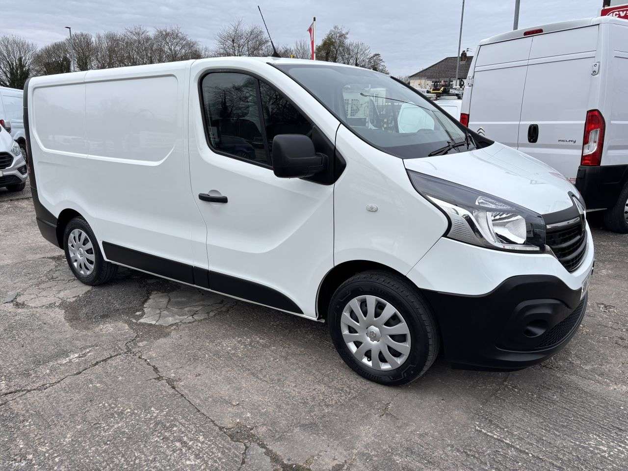 A 2021 RENAULT TRAFIC 28 Business Panel Van 5dr Diesel Manual SWB Standard Roof Euro 6 (s/s) (120 A 2021 RENAULT TRAFIC 28 Business Panel Van 5dr Diesel Manual SWB Standard Roof Euro 6 (s/s) (120