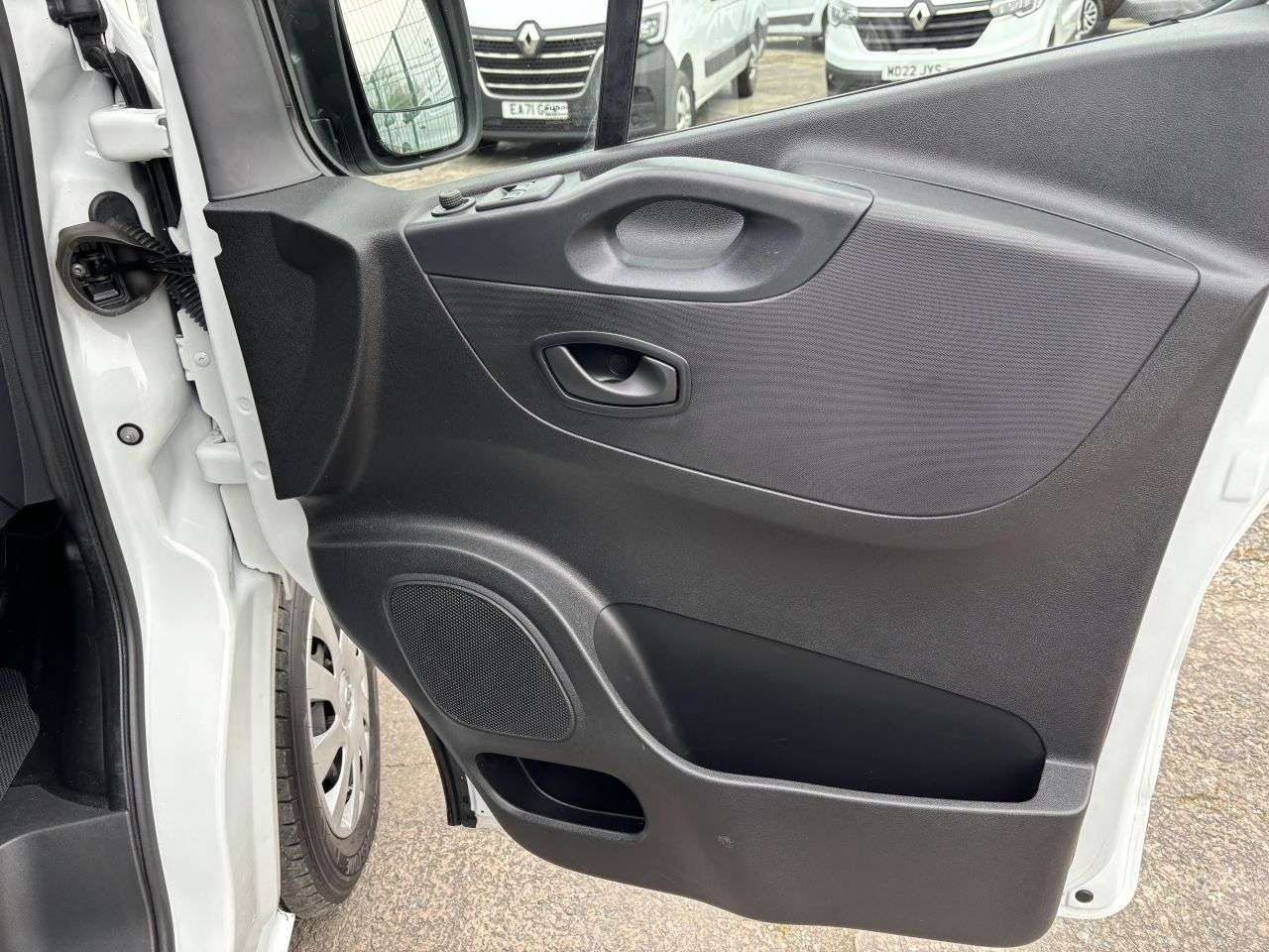 2021 RENAULT TRAFIC 2021 RENAULT TRAFIC