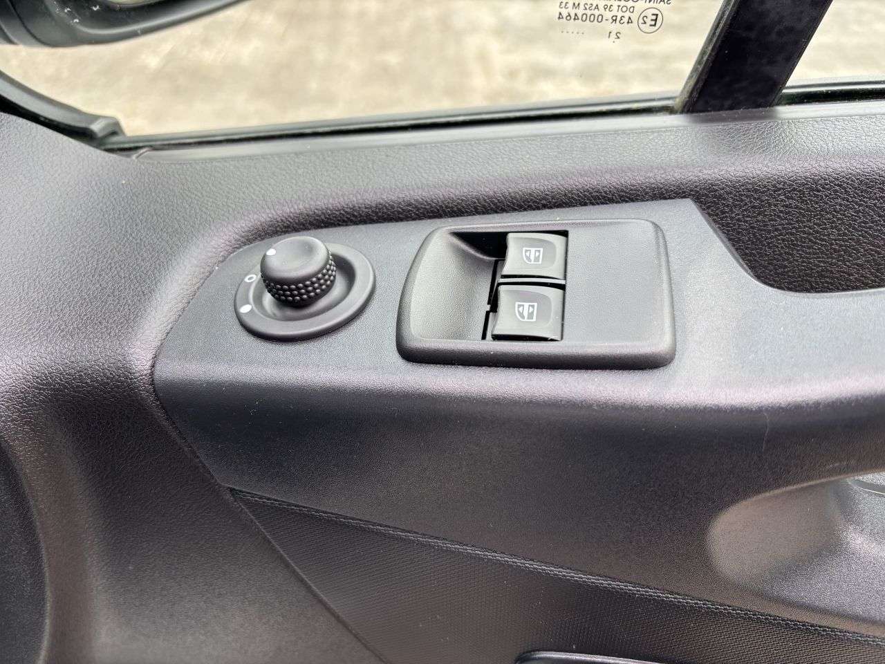 2021 RENAULT TRAFIC 2021 RENAULT TRAFIC