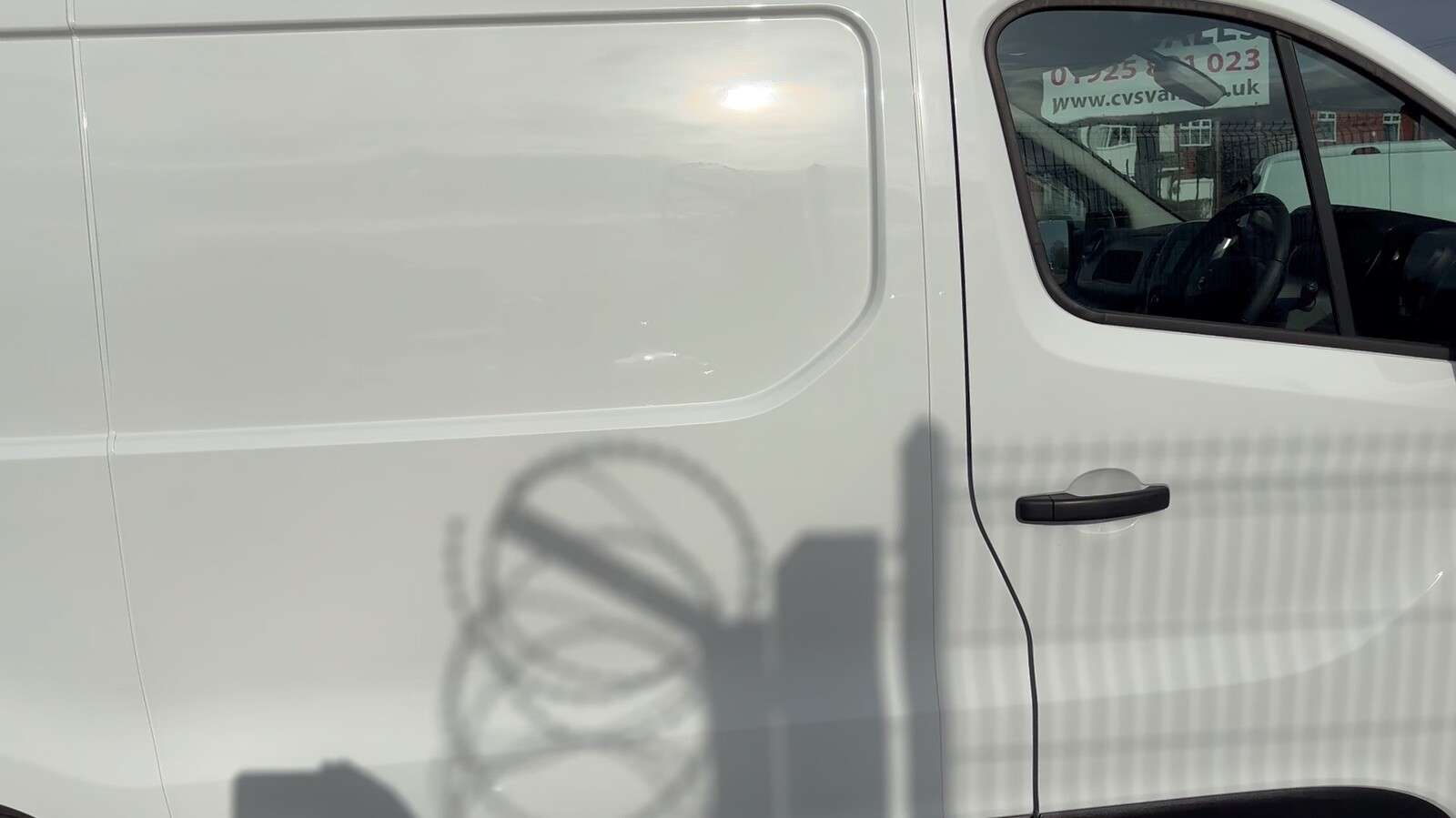 2021 NISSAN NV300 2021 NISSAN NV300