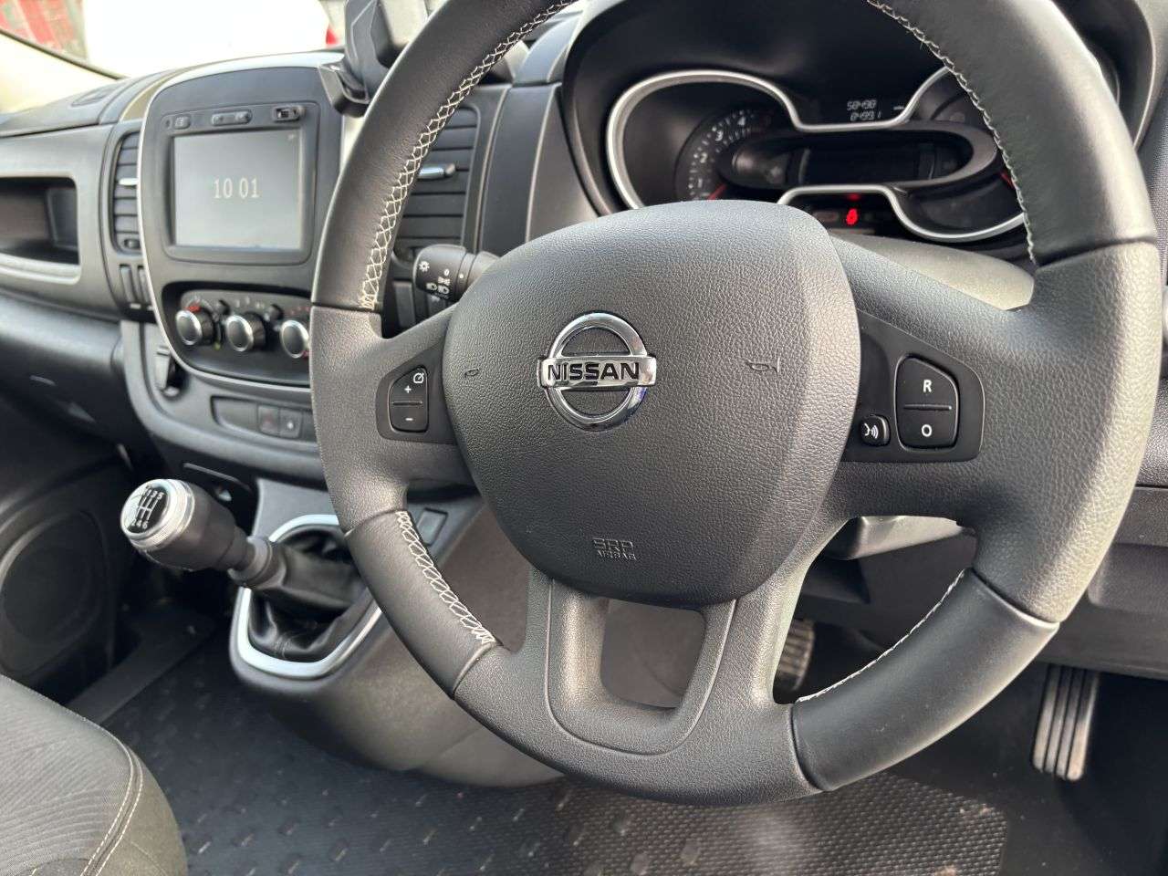 2021 NISSAN NV300 2021 NISSAN NV300