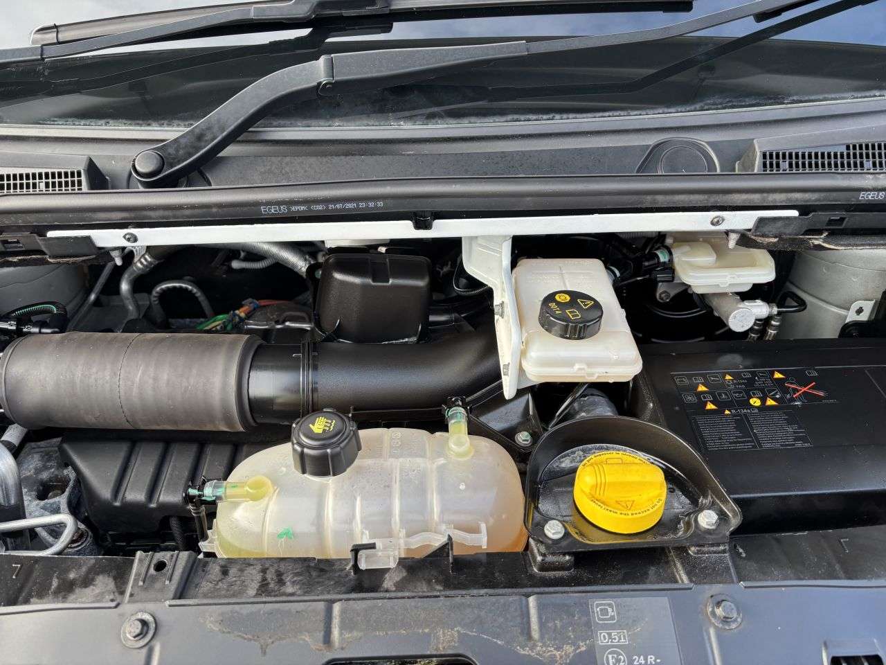 2021 NISSAN NV300 2021 NISSAN NV300