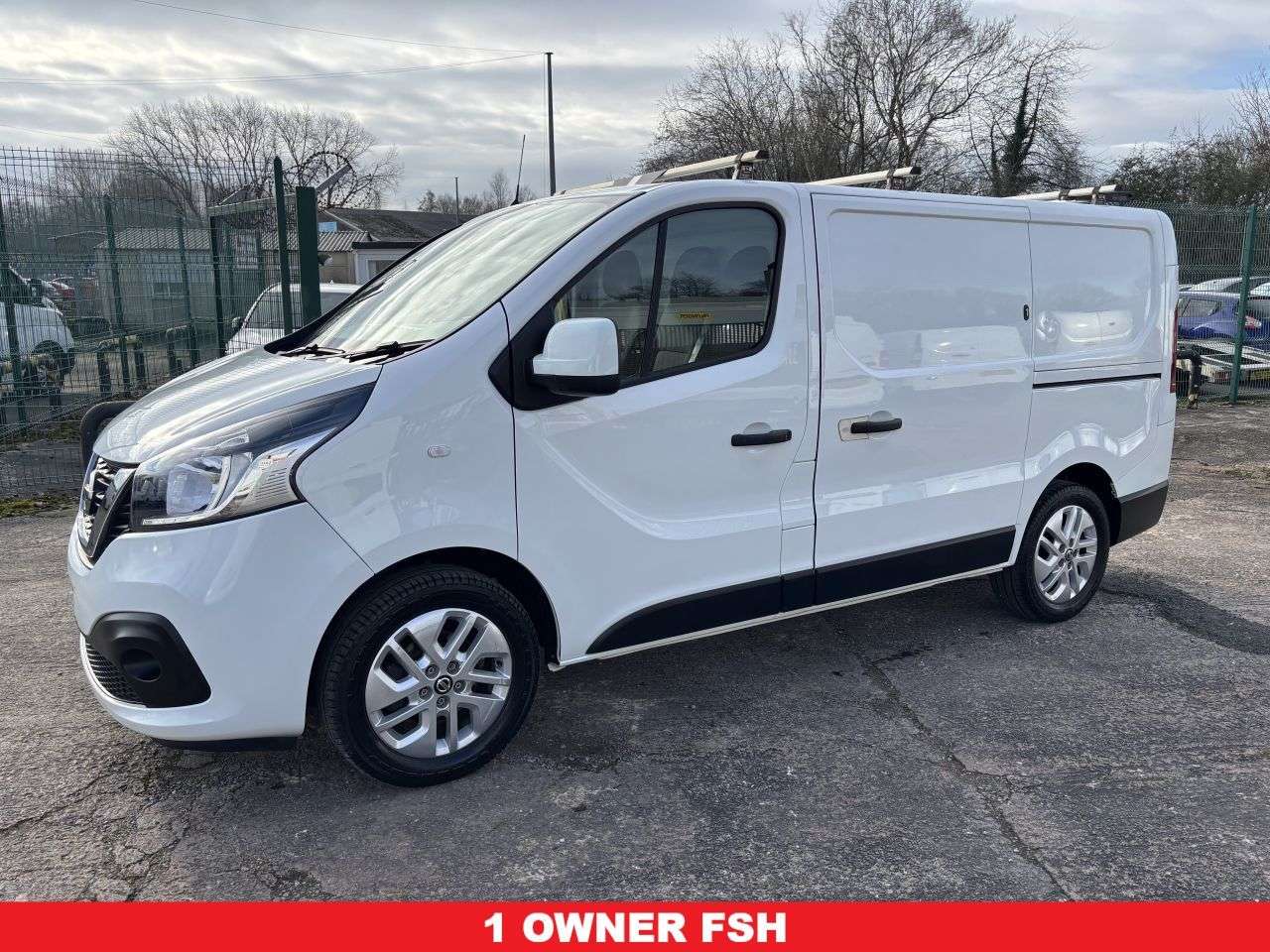 2021 NISSAN NV300 2021 NISSAN NV300