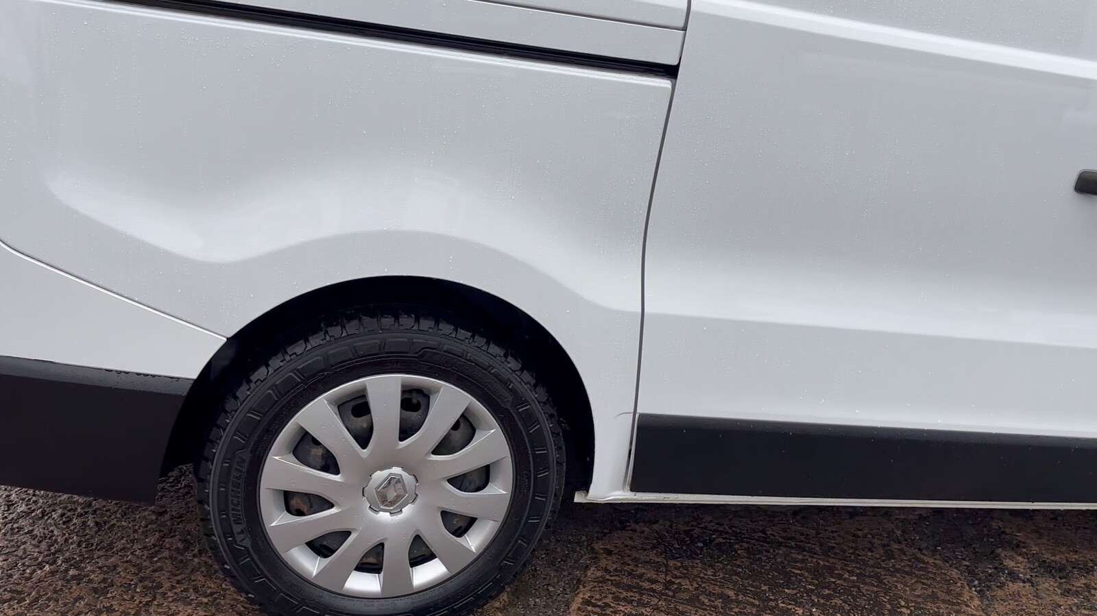 2021 RENAULT TRAFIC 2021 RENAULT TRAFIC