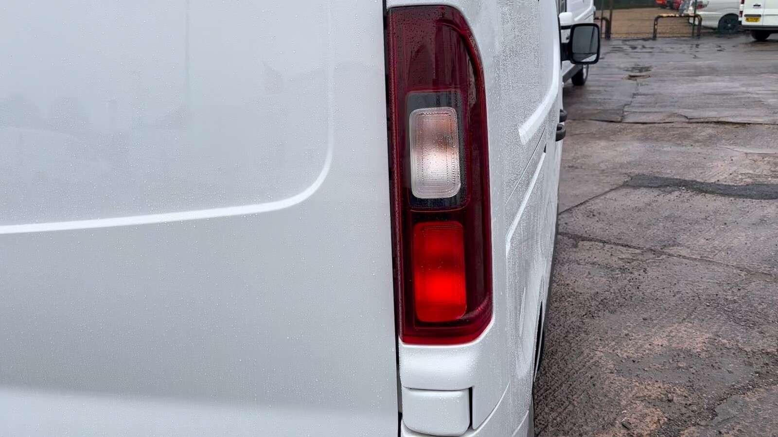 2021 RENAULT TRAFIC 2021 RENAULT TRAFIC