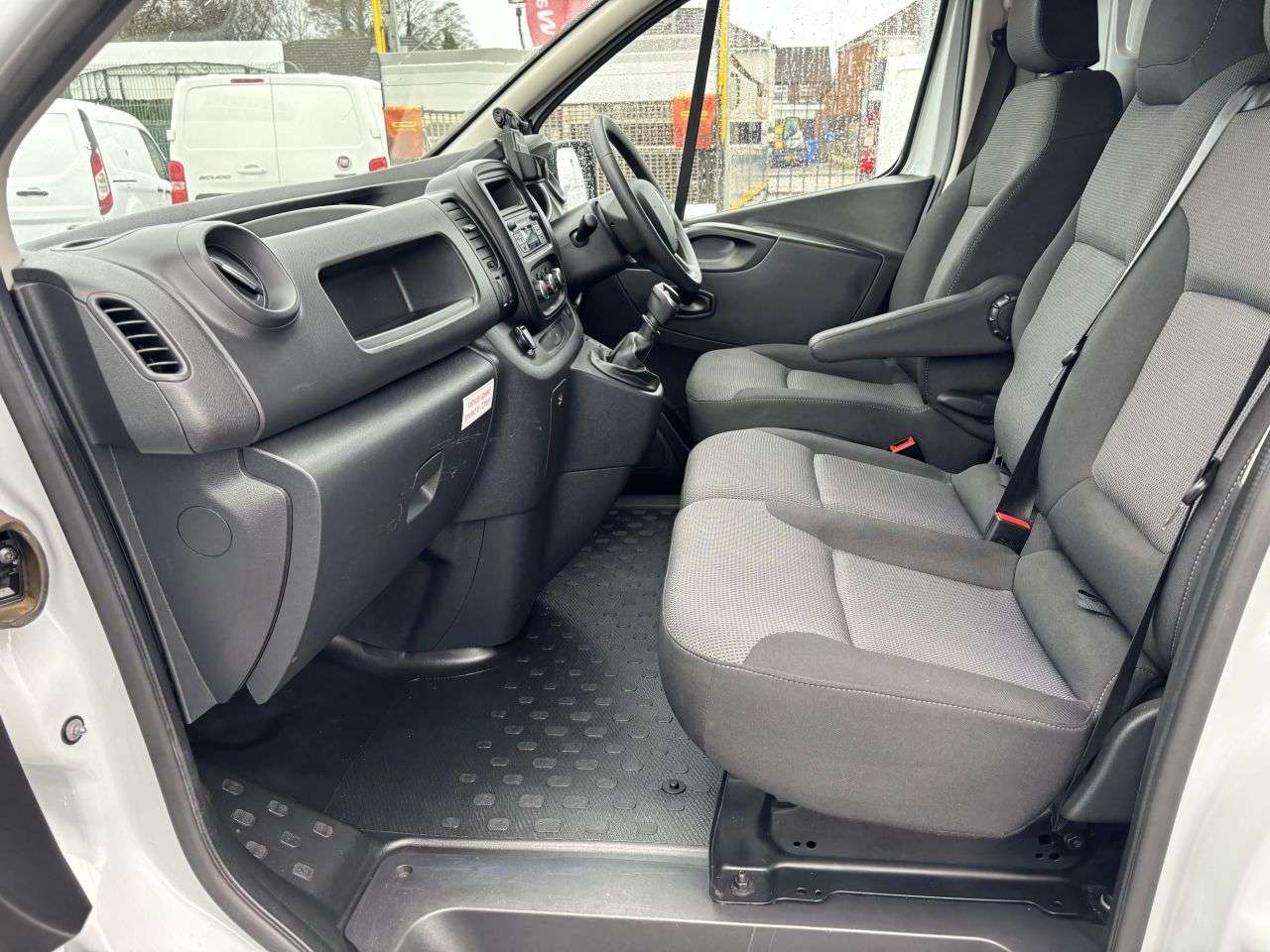 2021 RENAULT TRAFIC 2021 RENAULT TRAFIC