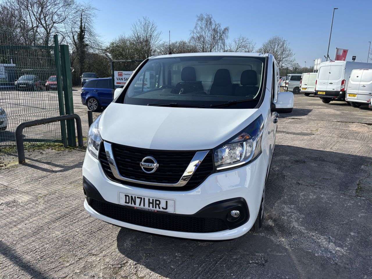 2021 NISSAN NV300 2021 NISSAN NV300