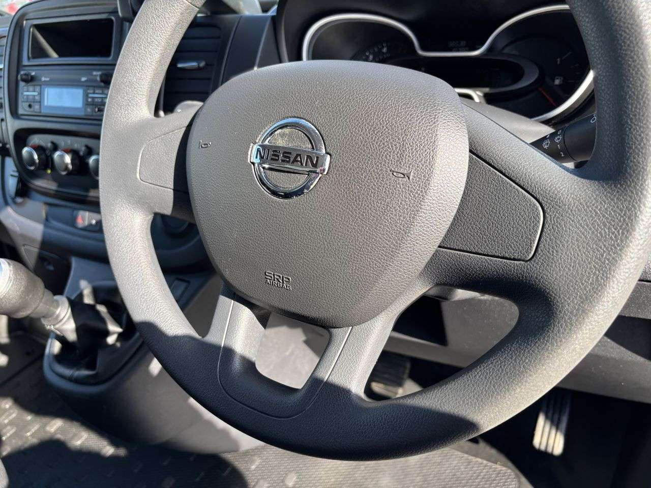 2021 NISSAN NV300 2021 NISSAN NV300