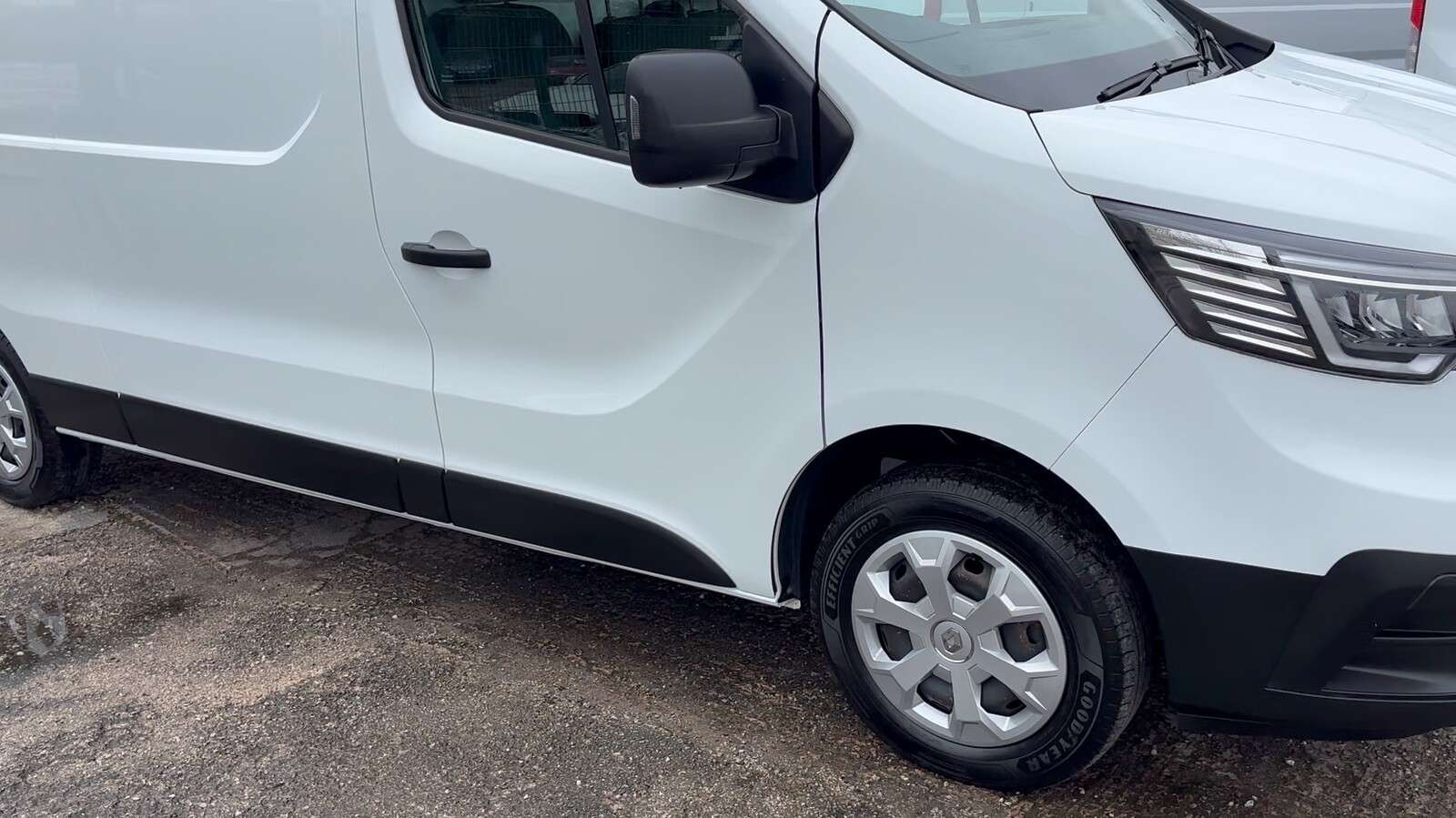 2022 RENAULT TRAFIC 2022 RENAULT TRAFIC