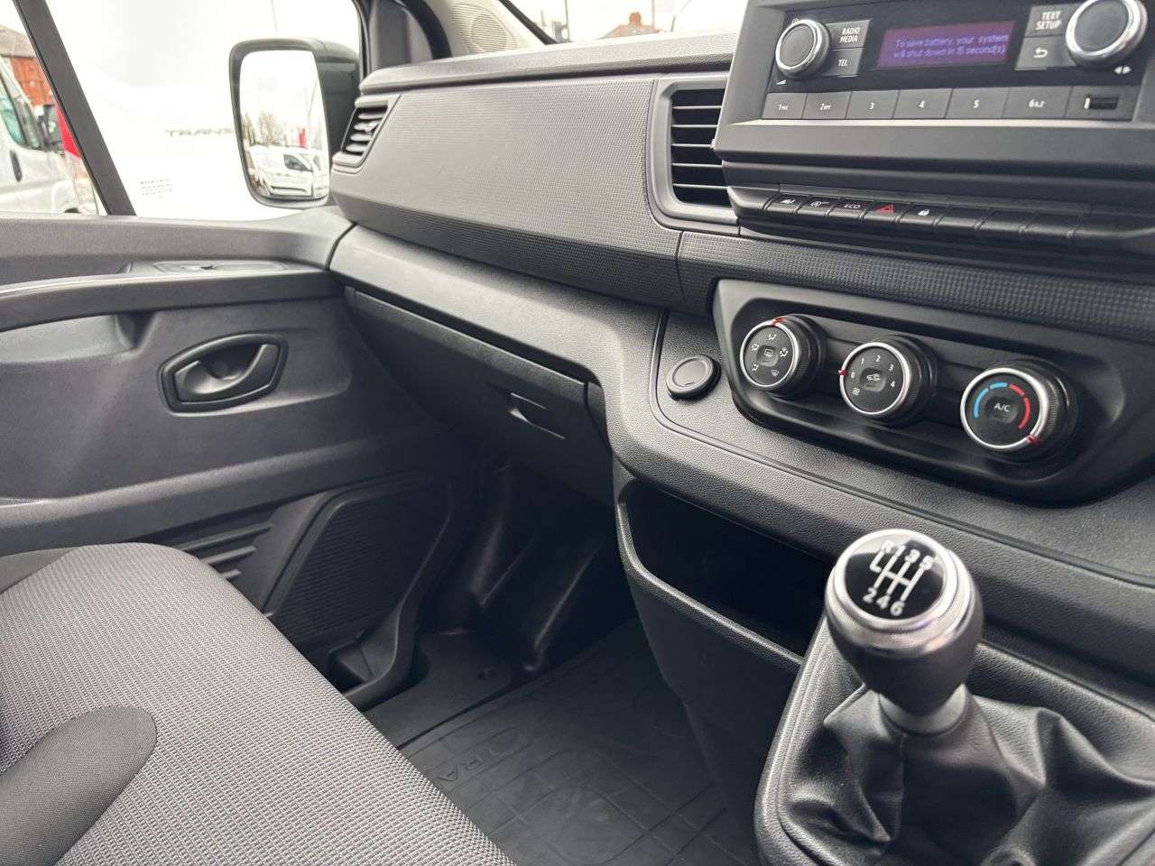 2022 RENAULT TRAFIC 2022 RENAULT TRAFIC