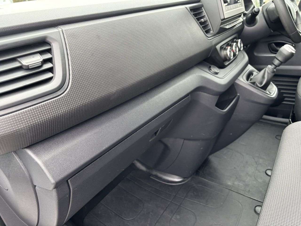 2022 RENAULT TRAFIC 2022 RENAULT TRAFIC