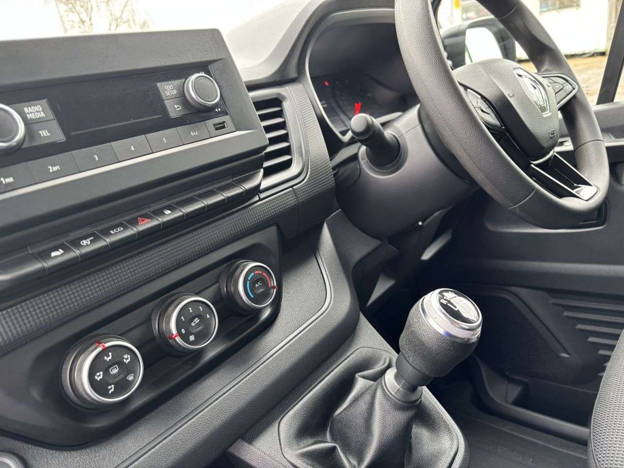 2022 RENAULT TRAFIC 2022 RENAULT TRAFIC