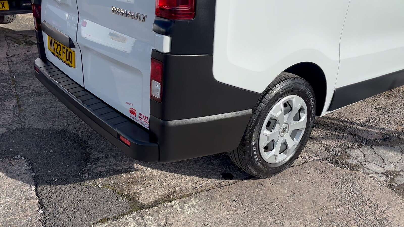 2022 RENAULT TRAFIC 2022 RENAULT TRAFIC