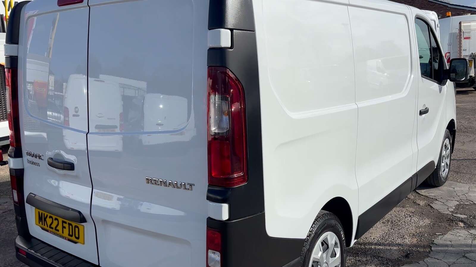 2022 RENAULT TRAFIC 2022 RENAULT TRAFIC