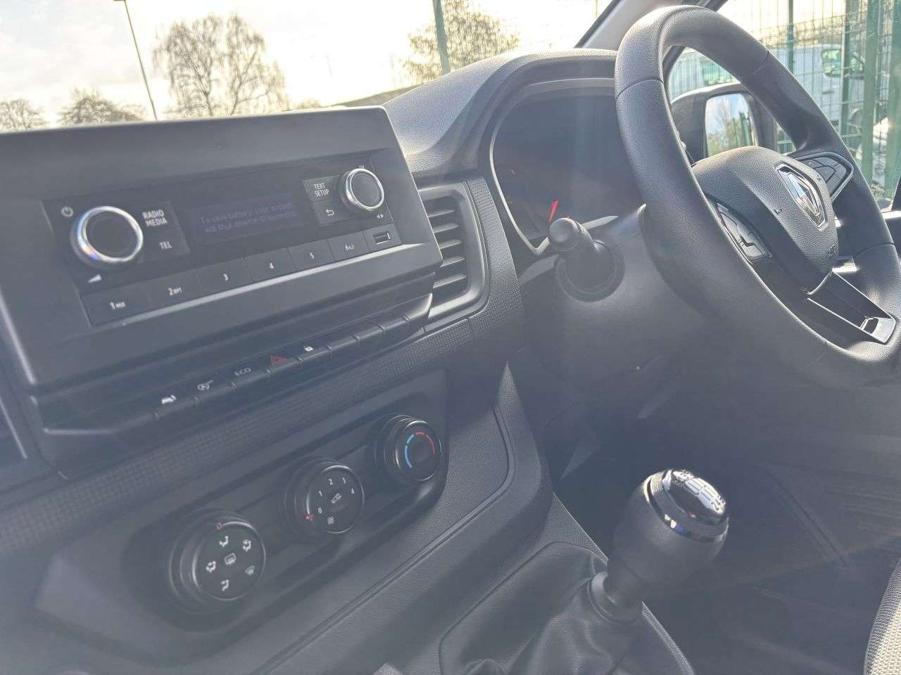 2022 RENAULT TRAFIC 2022 RENAULT TRAFIC