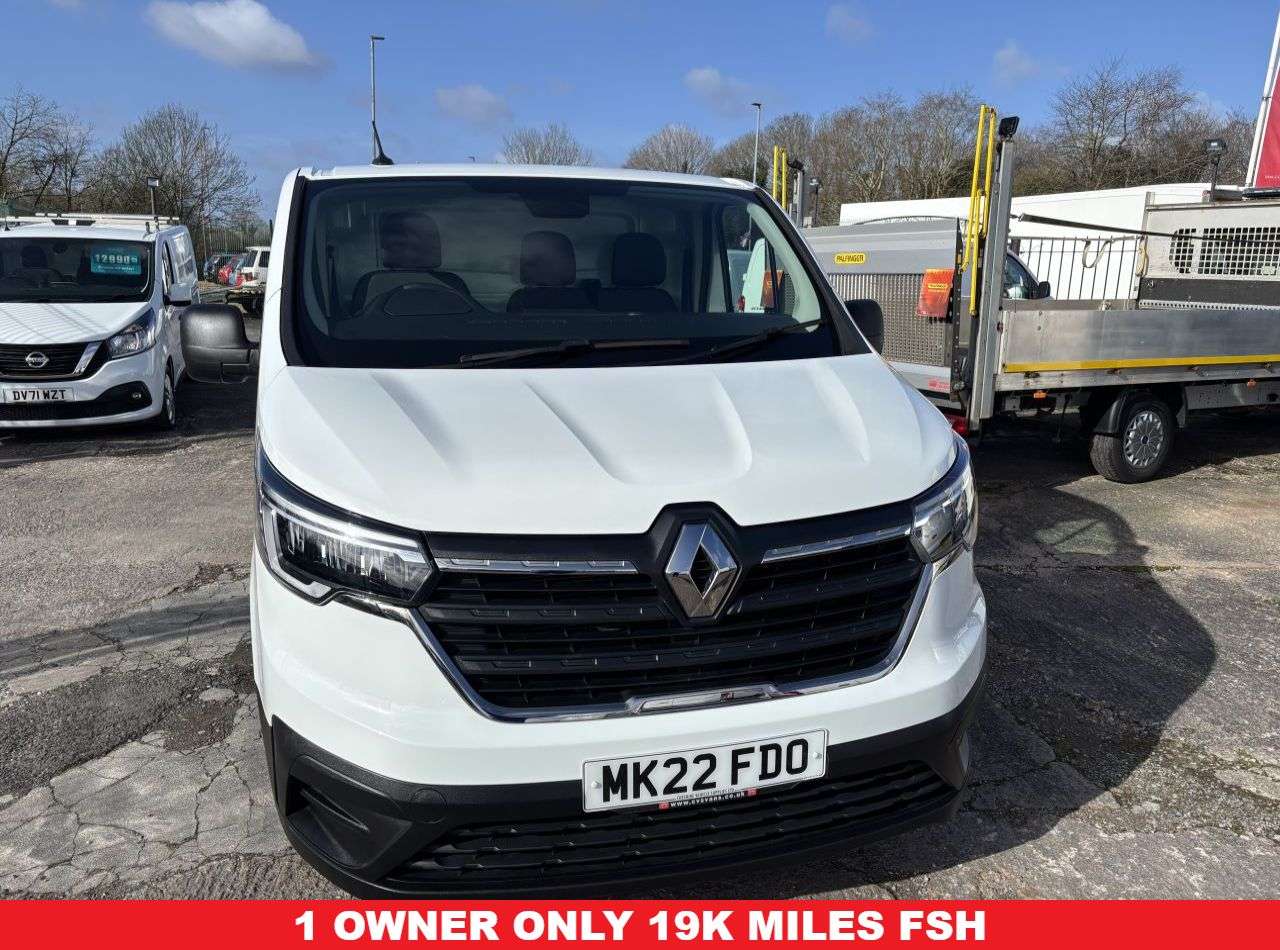 A 2022 RENAULT TRAFIC 2.0 dCi Blue SL28 Business Panel Van 5dr Diesel Manual L1 H1 Euro 6 (s/s) ( A 2022 RENAULT TRAFIC 2.0 dCi Blue SL28 Business Panel Van 5dr Diesel Manual L1 H1 Euro 6 (s/s) (