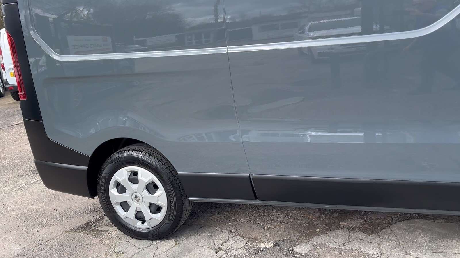 2022 RENAULT TRAFIC 2022 RENAULT TRAFIC