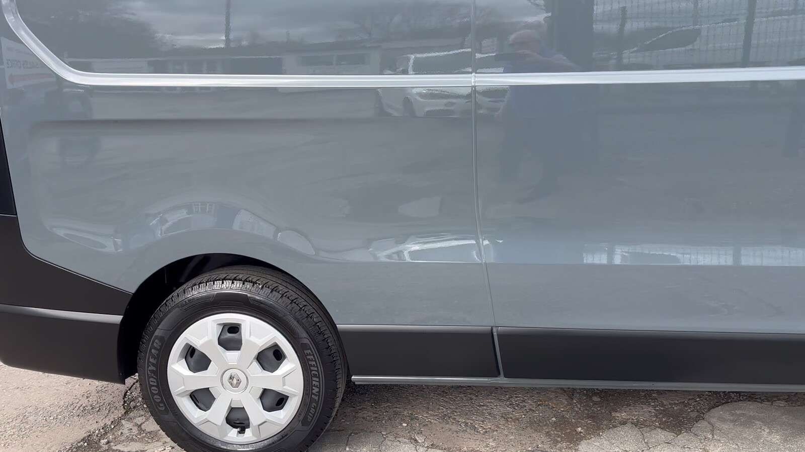 2022 RENAULT TRAFIC 2022 RENAULT TRAFIC