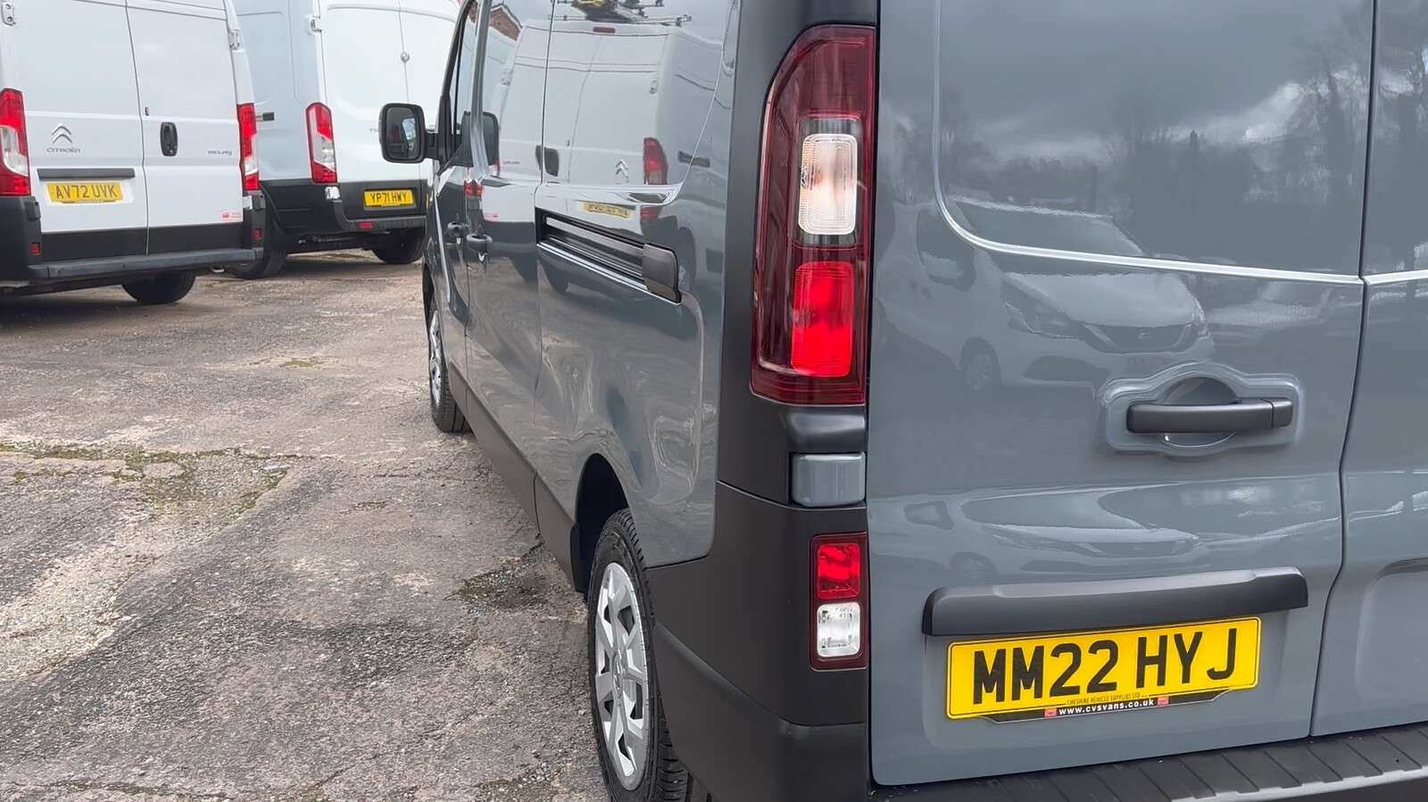 2022 RENAULT TRAFIC 2022 RENAULT TRAFIC