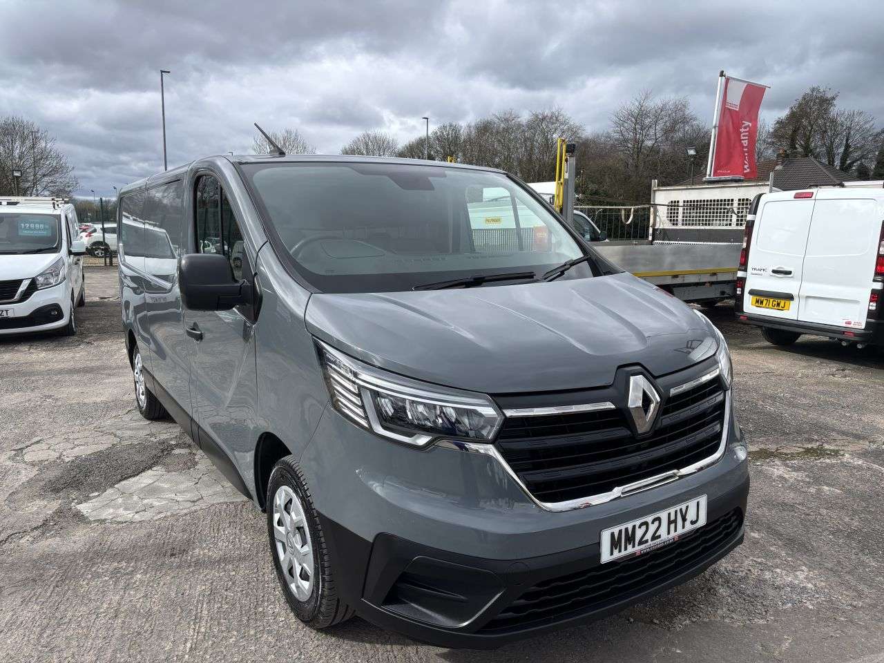 A 2022 RENAULT TRAFIC 2.0 dCi Blue LL30 Business Panel Van 5dr Diesel Manual L2 H1 Euro 6 (s/s) ( A 2022 RENAULT TRAFIC 2.0 dCi Blue LL30 Business Panel Van 5dr Diesel Manual L2 H1 Euro 6 (s/s) (