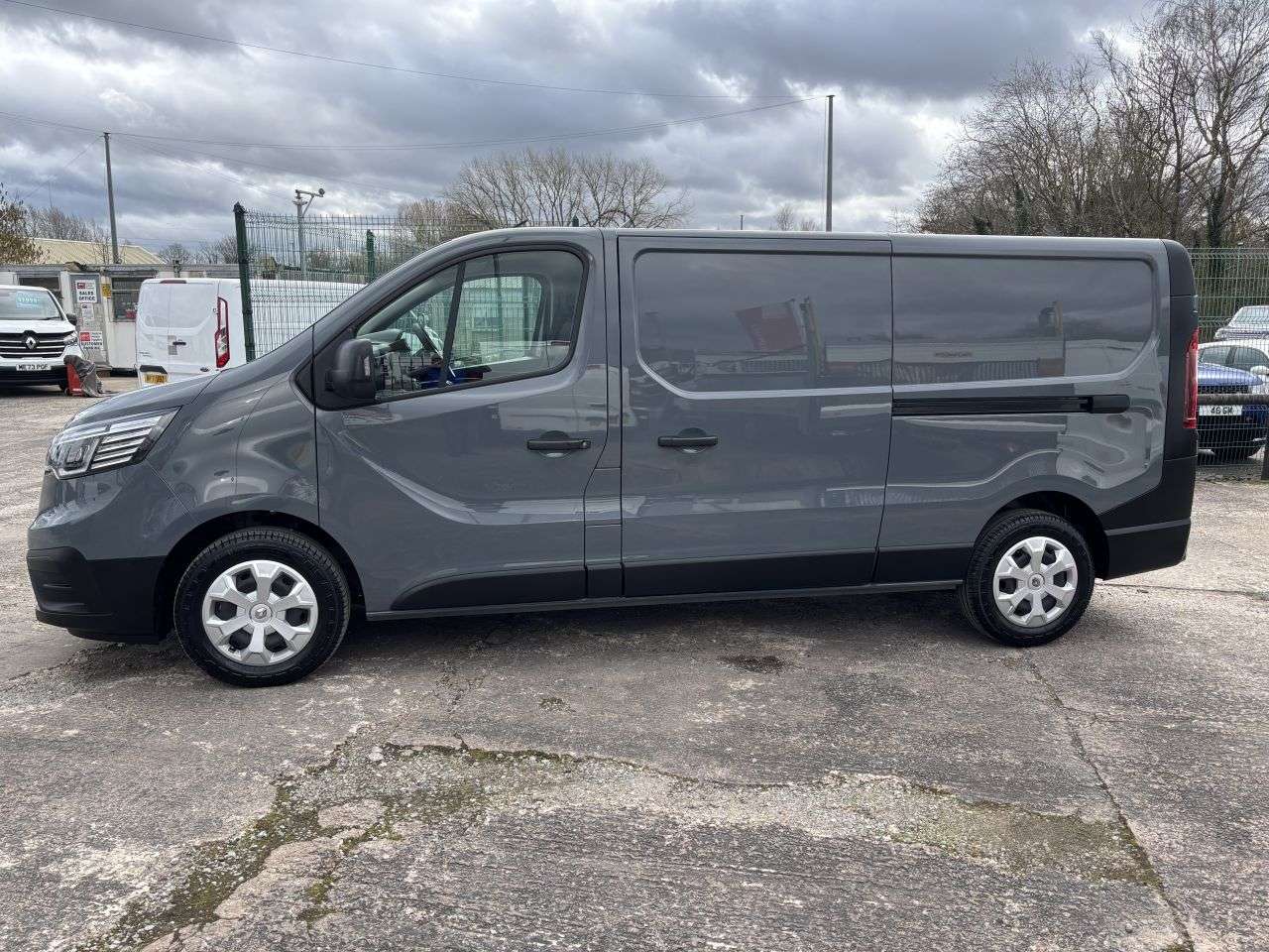 2022 RENAULT TRAFIC 2022 RENAULT TRAFIC