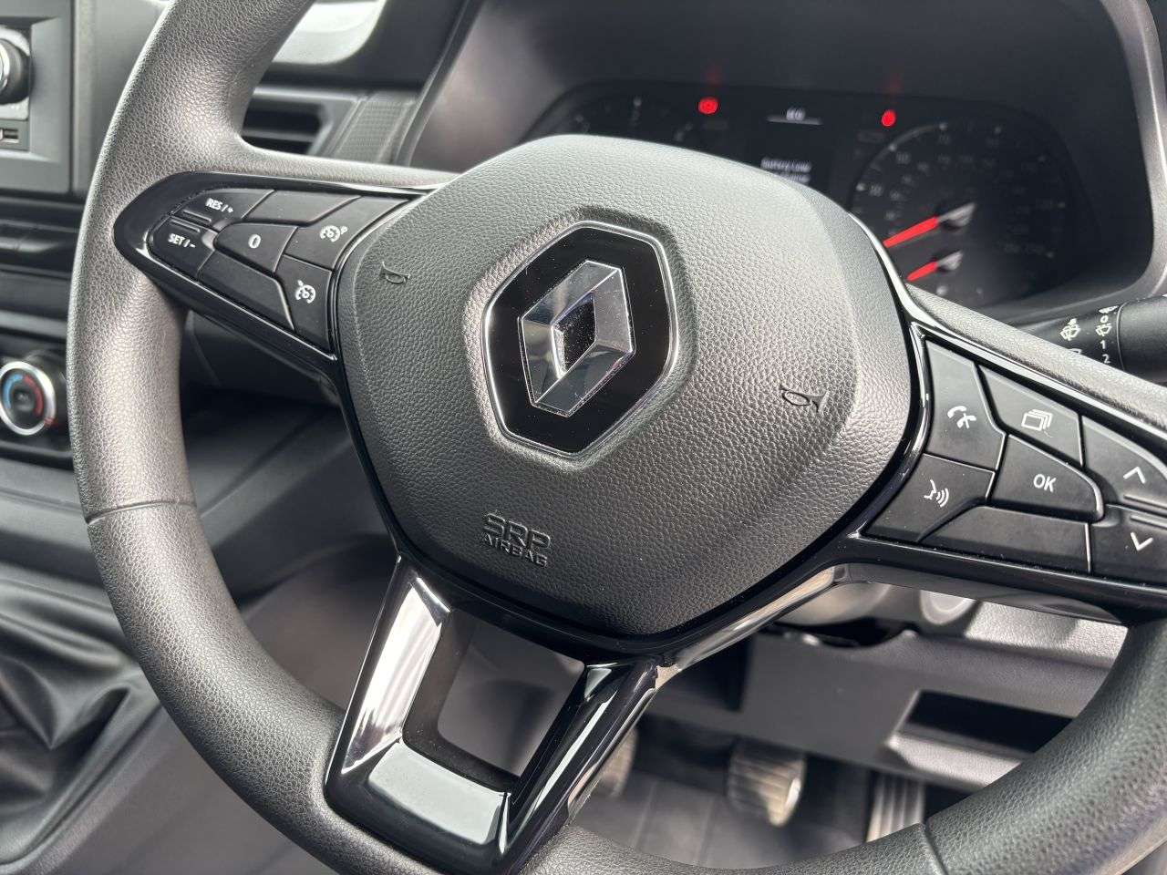 2022 RENAULT TRAFIC 2022 RENAULT TRAFIC