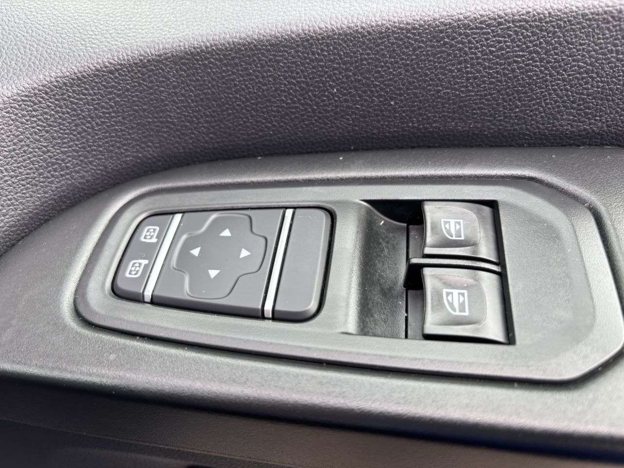 2022 RENAULT TRAFIC 2022 RENAULT TRAFIC