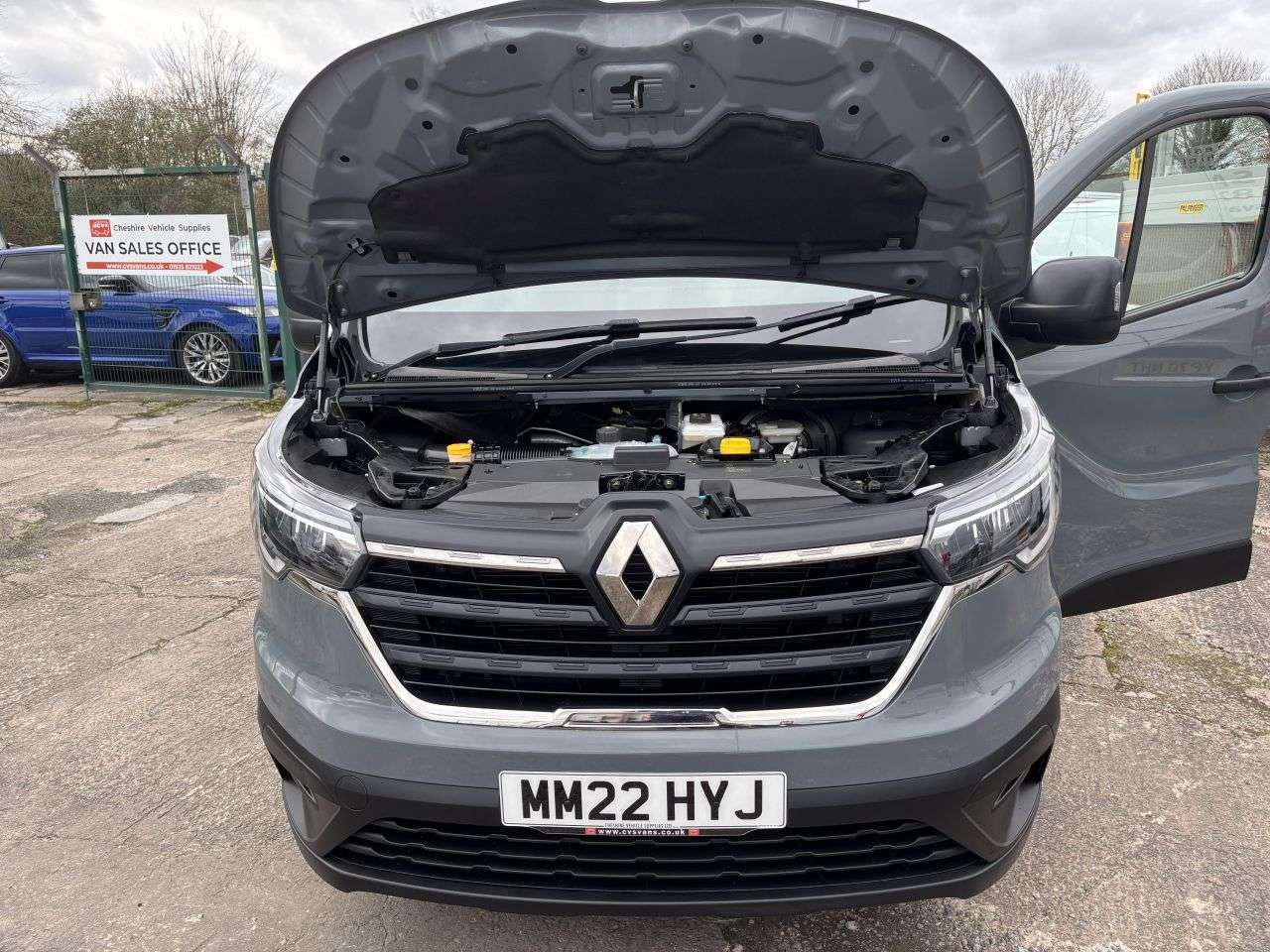 2022 RENAULT TRAFIC 2022 RENAULT TRAFIC