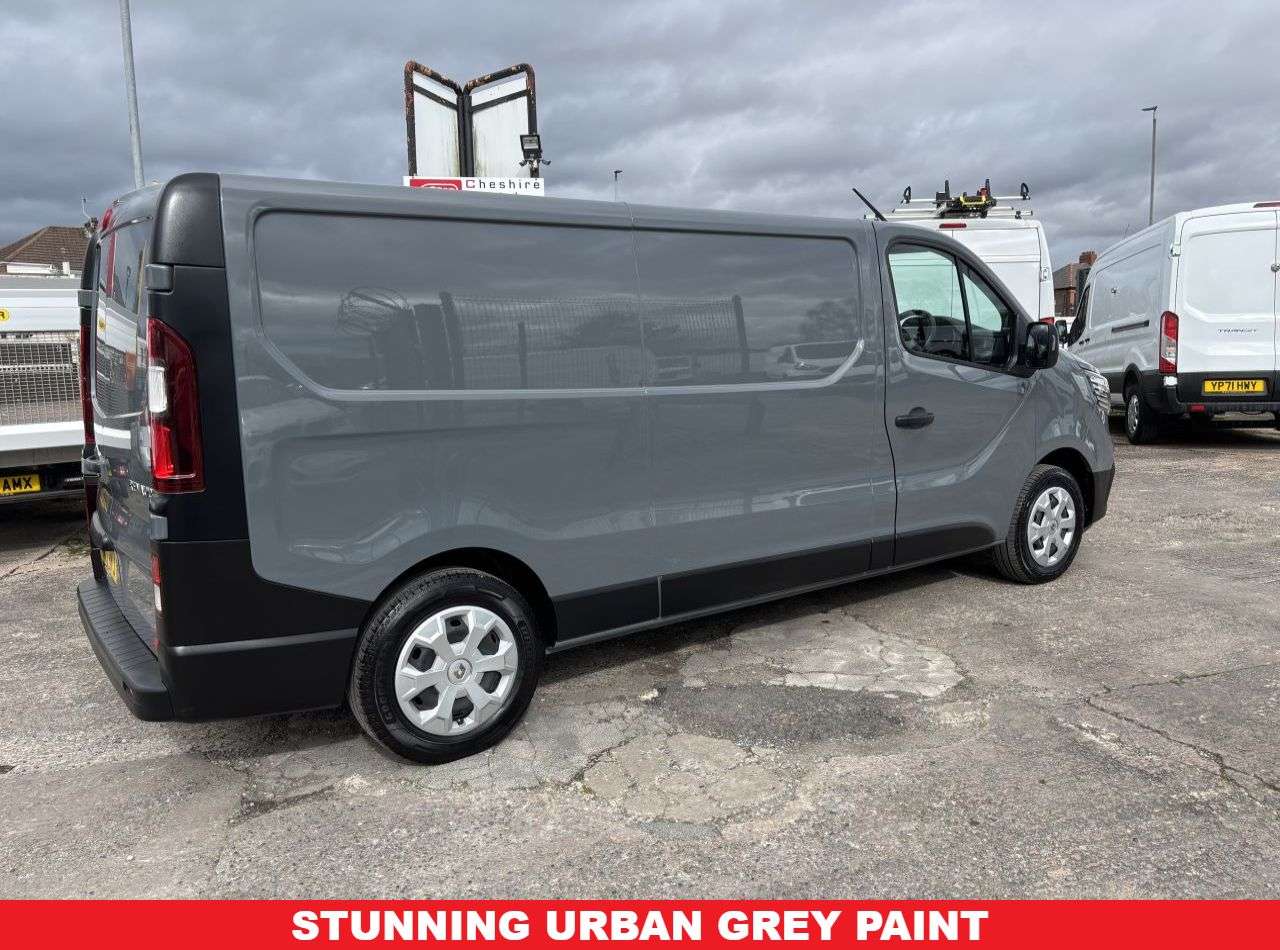 2022 RENAULT TRAFIC 2022 RENAULT TRAFIC