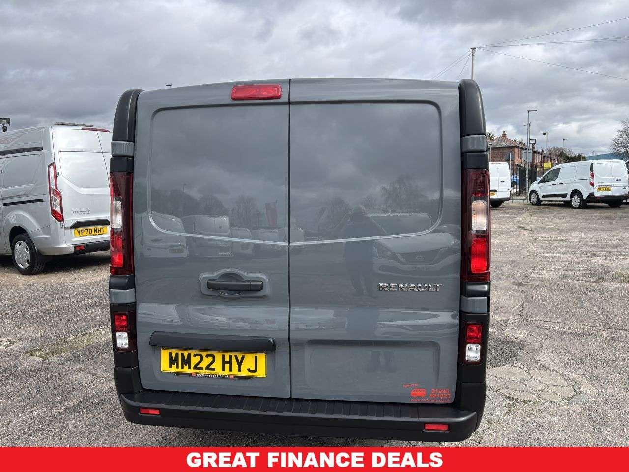 2022 RENAULT TRAFIC 2022 RENAULT TRAFIC