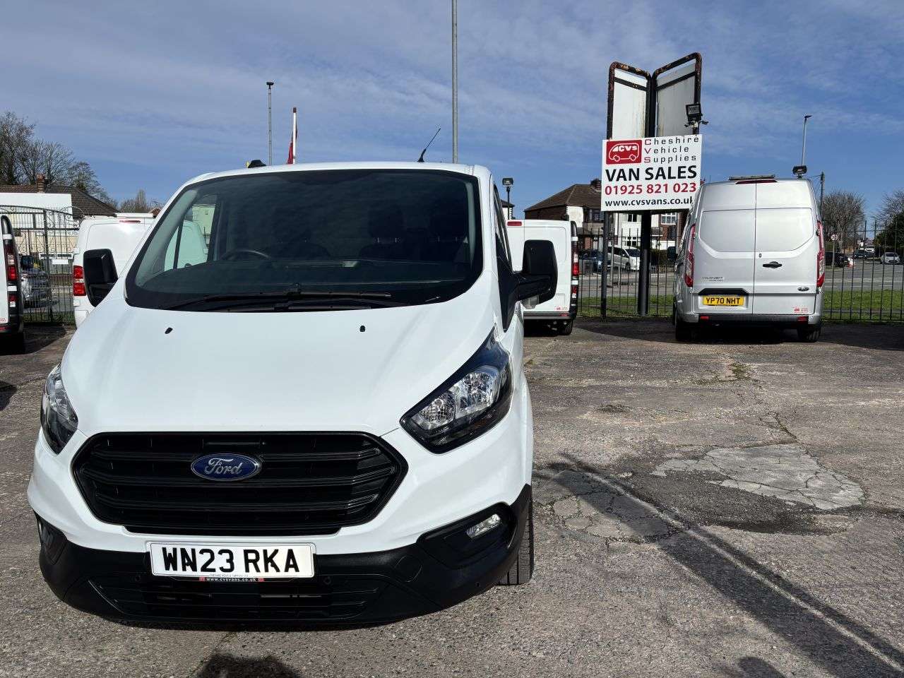 A 2023 FORD TRANSIT CUSTOM 2.0 280 EcoBlue Leader Panel Van 5dr Diesel Manual L1 H1 Euro 6 (s/s) (130 A 2023 FORD TRANSIT CUSTOM 2.0 280 EcoBlue Leader Panel Van 5dr Diesel Manual L1 H1 Euro 6 (s/s) (130