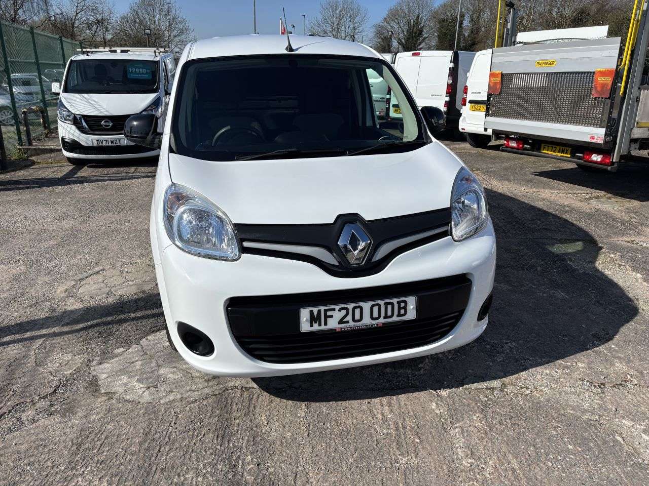 A 2020 RENAULT KANGOO 1.5 dCi ENERGY ML19 Business+ Panel Van 5dr Diesel Manual MWB Euro 6 (s/s) A 2020 RENAULT KANGOO 1.5 dCi ENERGY ML19 Business+ Panel Van 5dr Diesel Manual MWB Euro 6 (s/s)