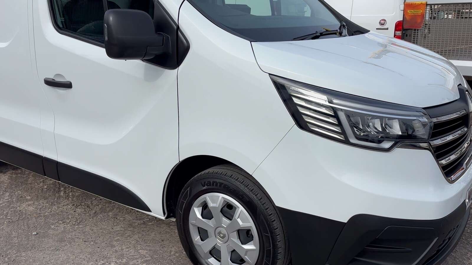 2023 RENAULT TRAFIC 2023 RENAULT TRAFIC