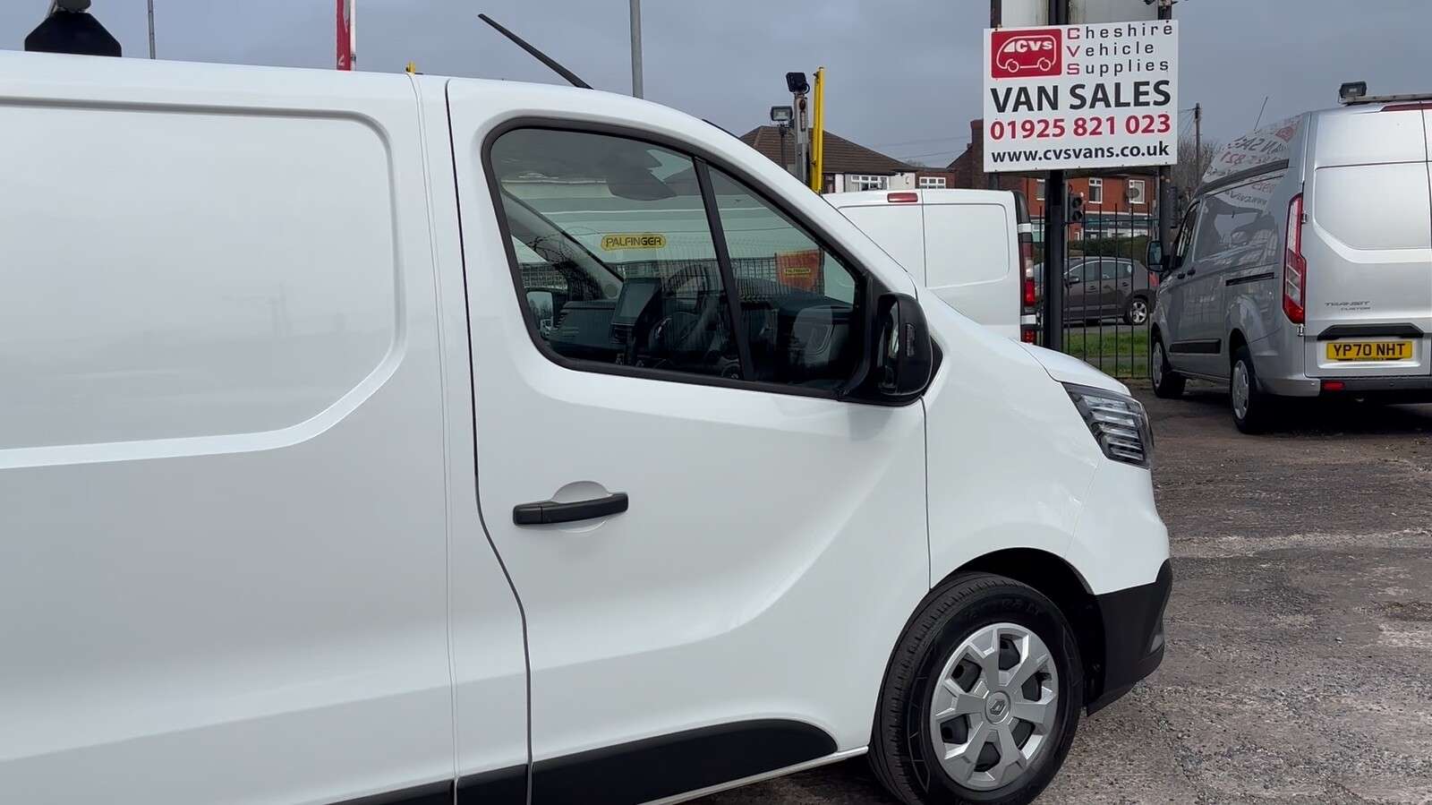 2023 RENAULT TRAFIC 2023 RENAULT TRAFIC