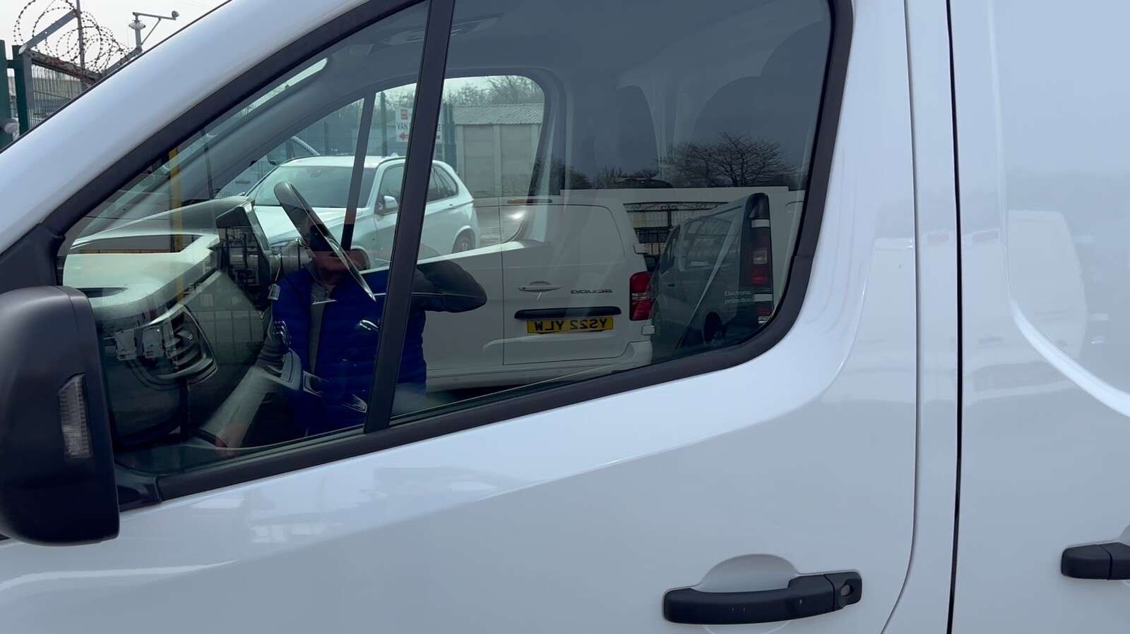 2023 RENAULT TRAFIC 2023 RENAULT TRAFIC