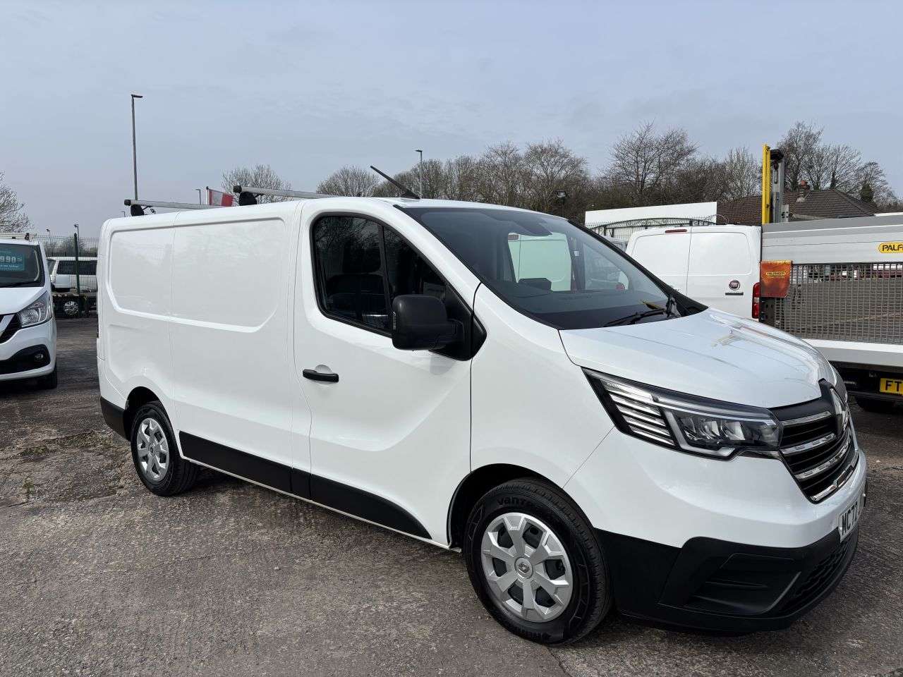 A 2023 RENAULT TRAFIC 2.0 dCi Blue SL28 Business+ Panel Van 5dr Diesel Manual L1 H1 Euro 6 (s/s) A 2023 RENAULT TRAFIC 2.0 dCi Blue SL28 Business+ Panel Van 5dr Diesel Manual L1 H1 Euro 6 (s/s)