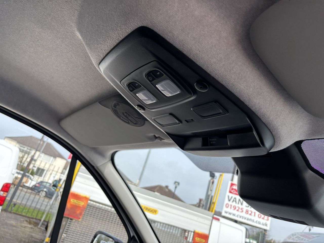 2023 RENAULT TRAFIC 2023 RENAULT TRAFIC