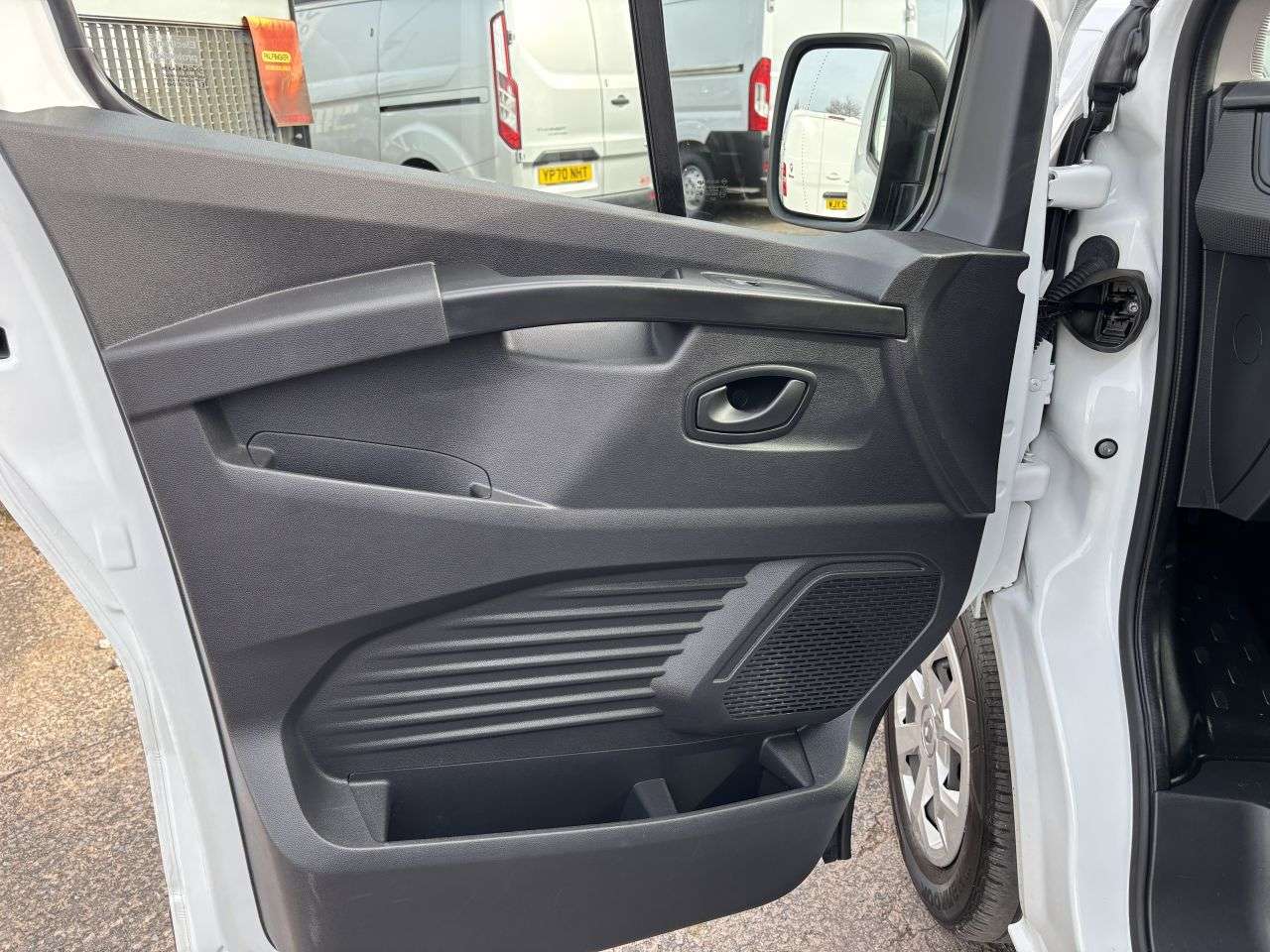 2023 RENAULT TRAFIC 2023 RENAULT TRAFIC