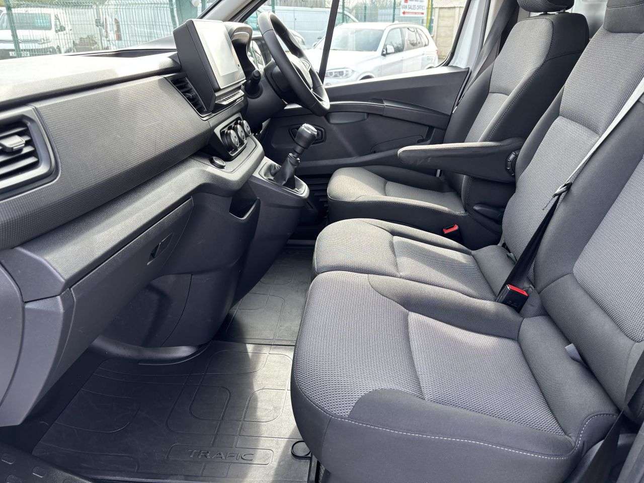 2023 RENAULT TRAFIC 2023 RENAULT TRAFIC