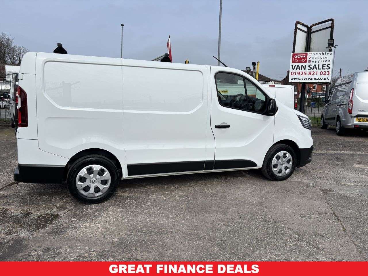 2023 RENAULT TRAFIC 2023 RENAULT TRAFIC